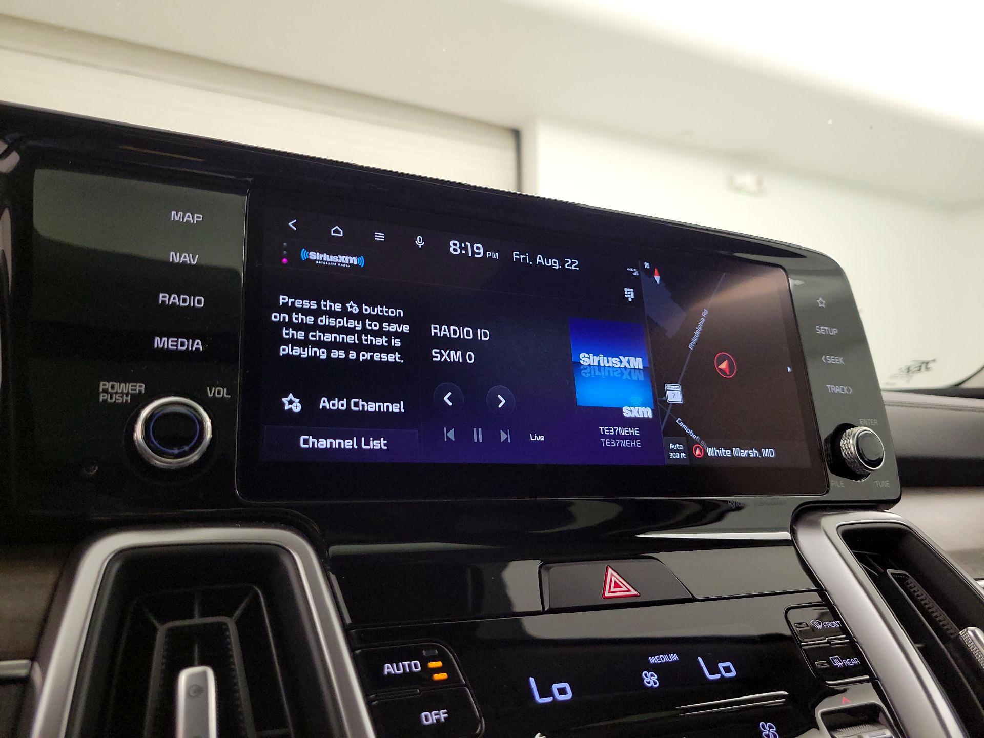 Thumbnail: 2023 Kia Sorento - 16