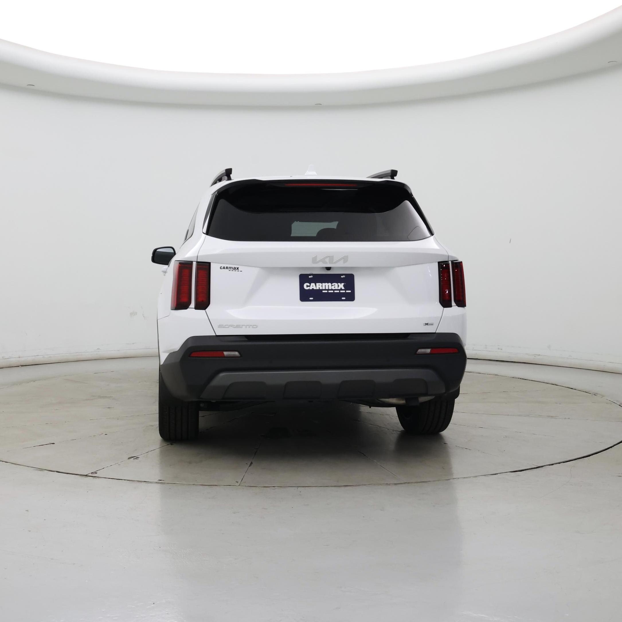 Thumbnail: 2023 Kia Sorento - 6