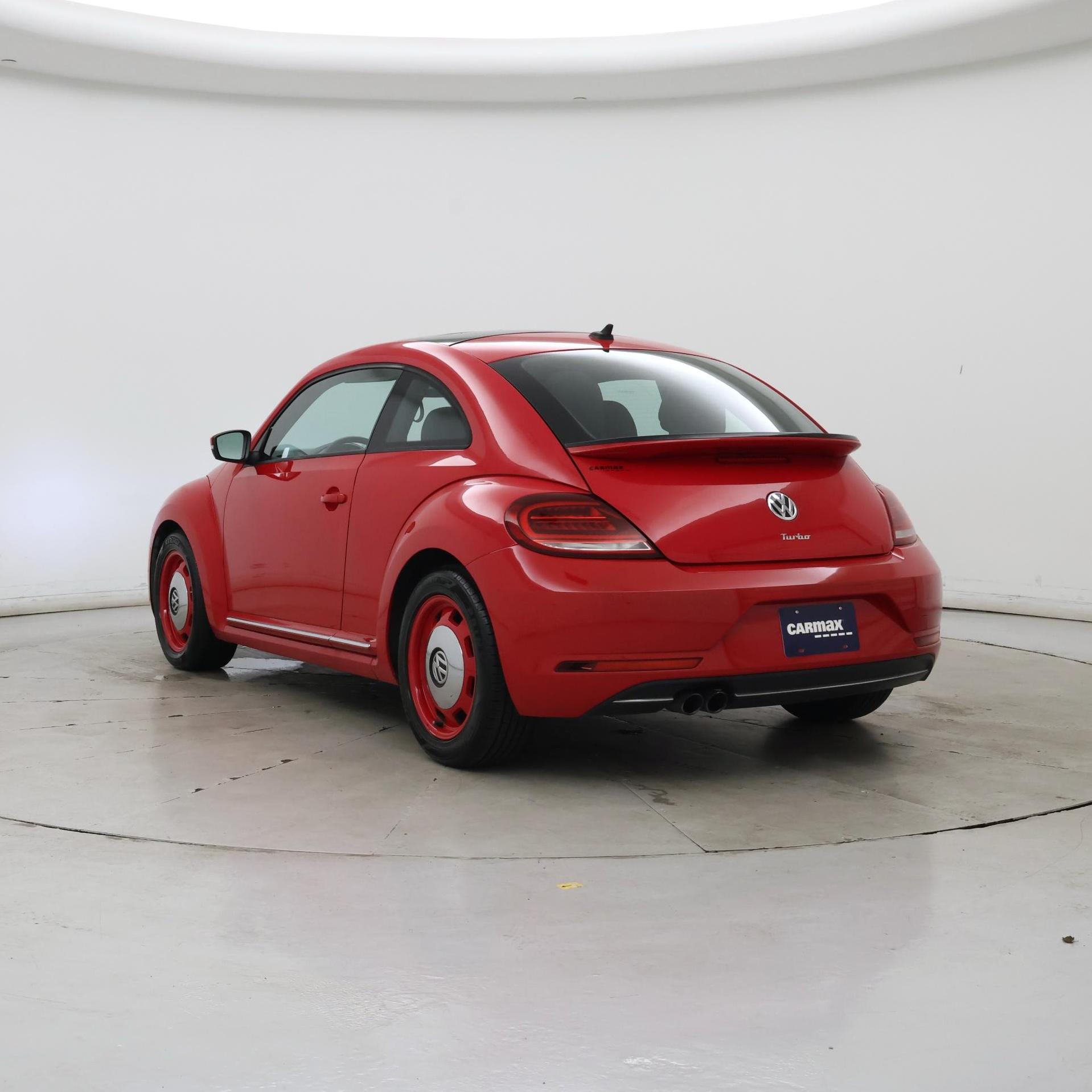 Thumbnail: 2018 Volkswagen Beetle - 2