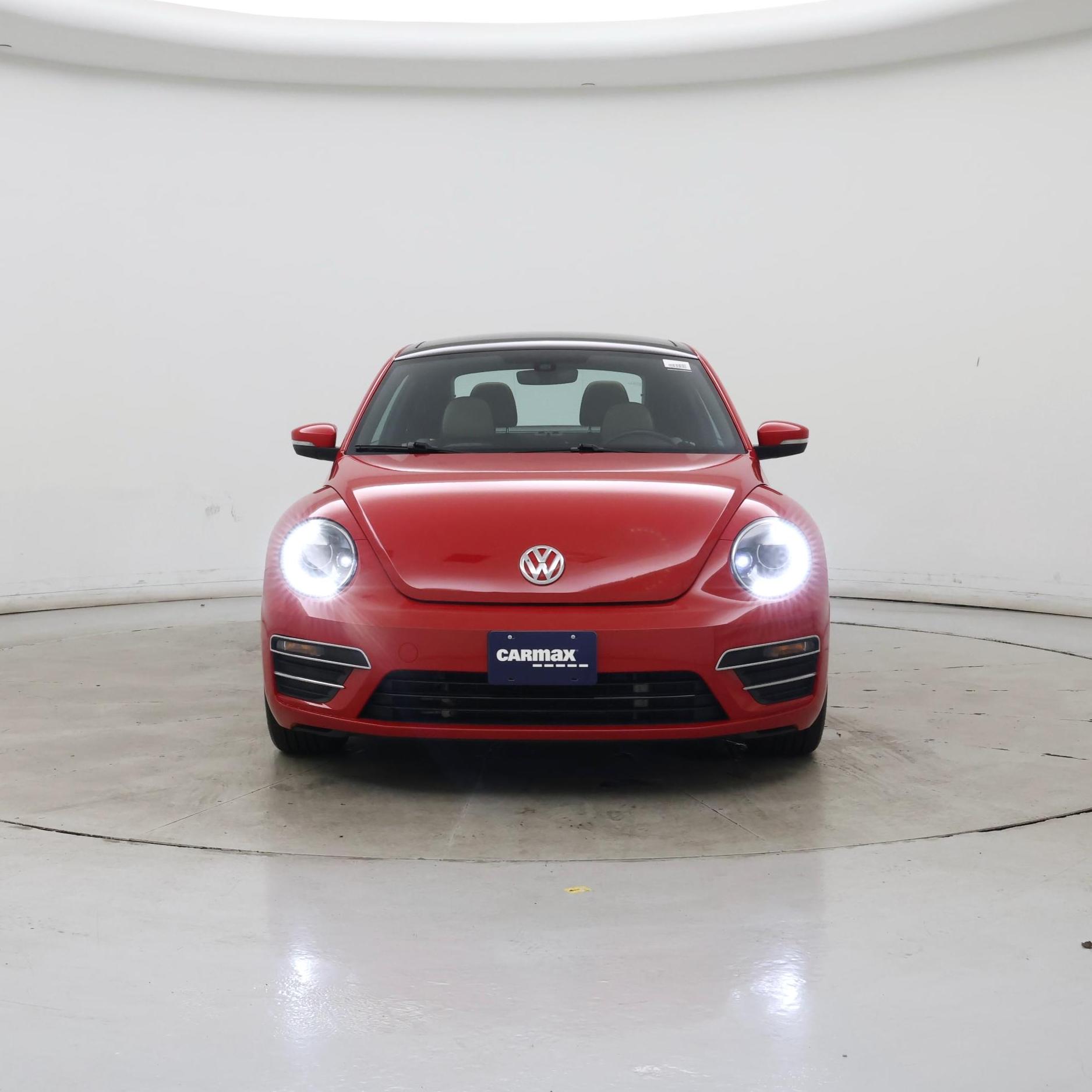Thumbnail: 2018 Volkswagen Beetle - 5