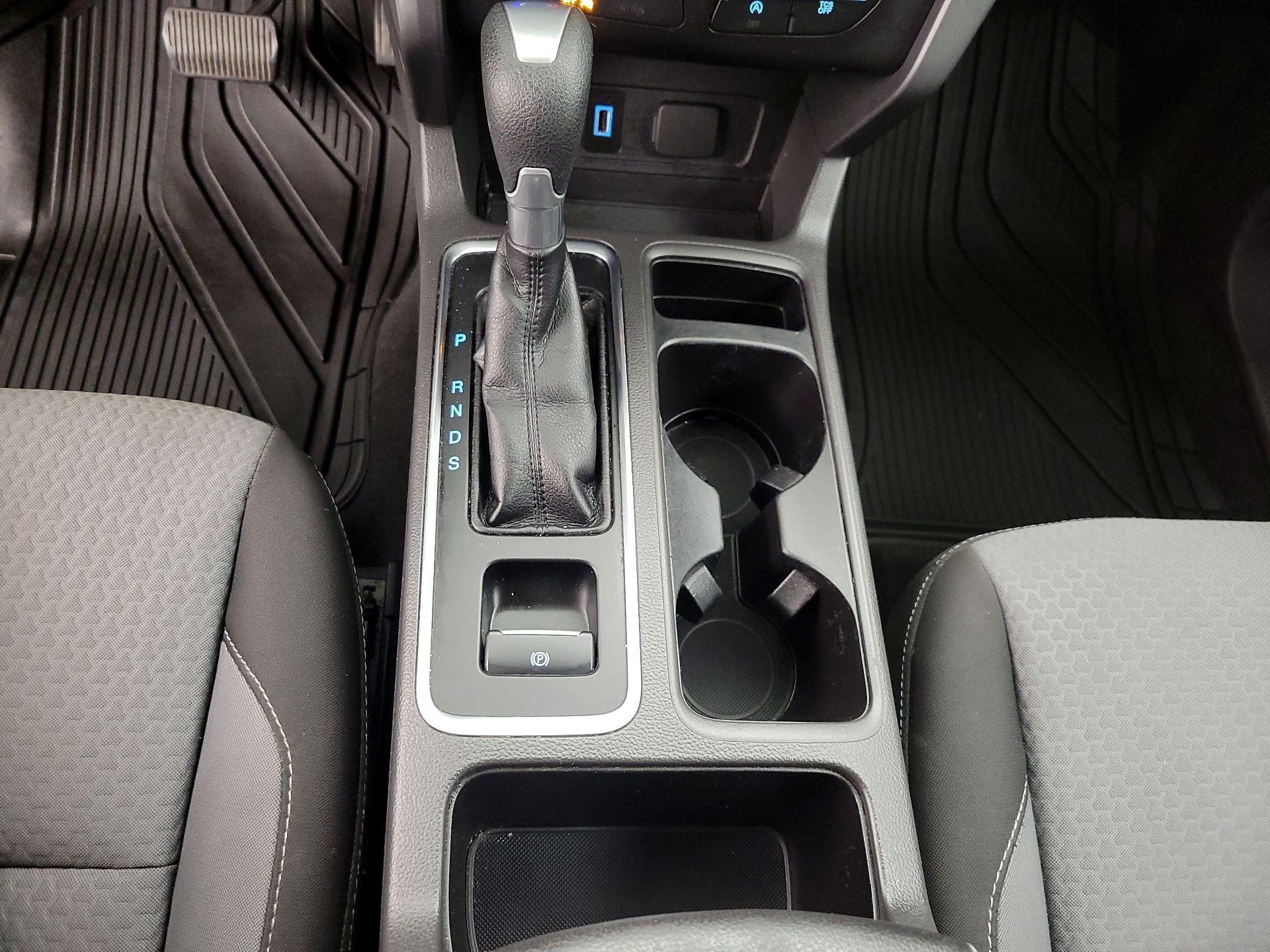 Thumbnail: 2017 Ford Escape - 17