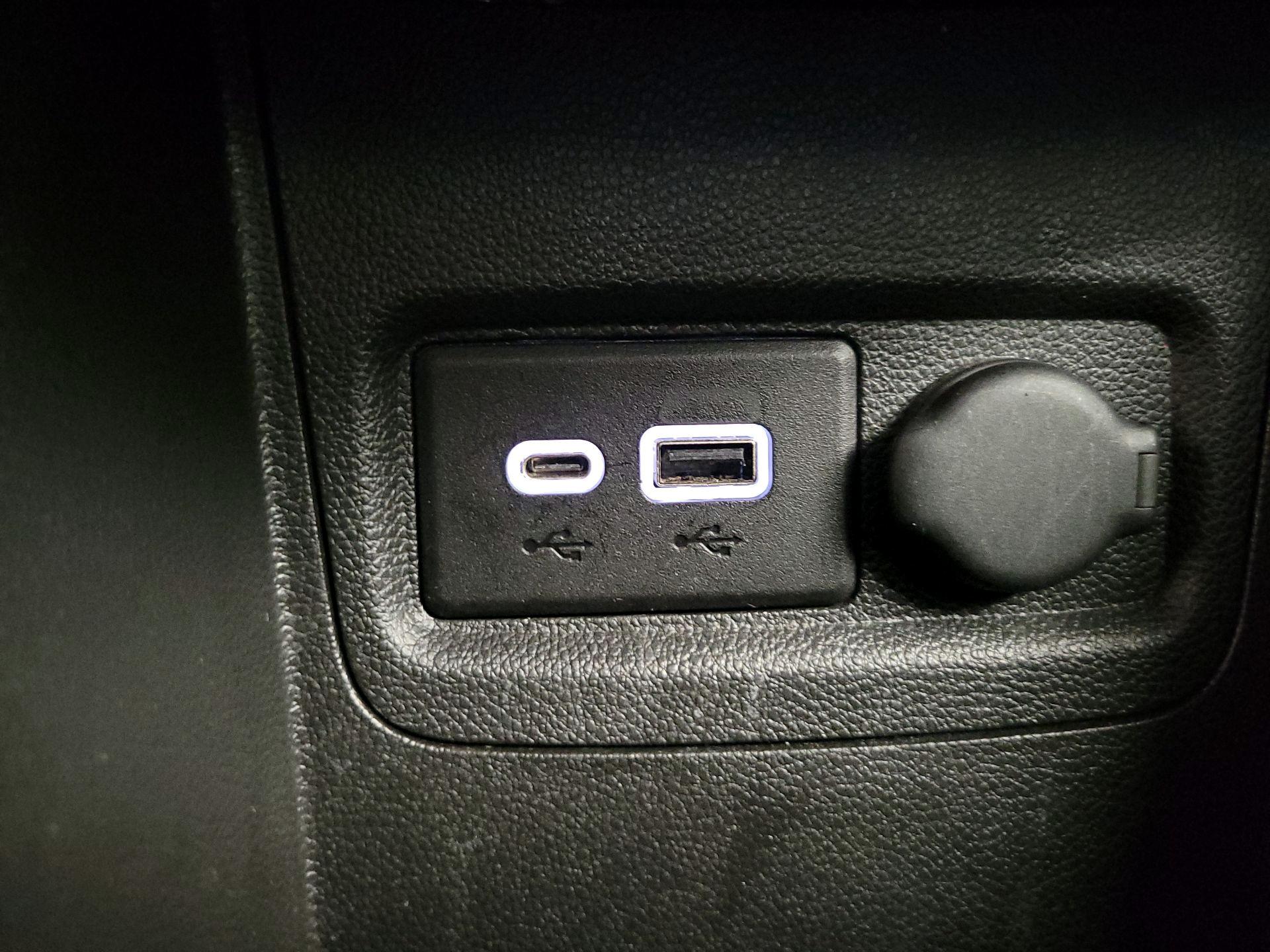 Thumbnail: 2020 Chevrolet Spark - 18