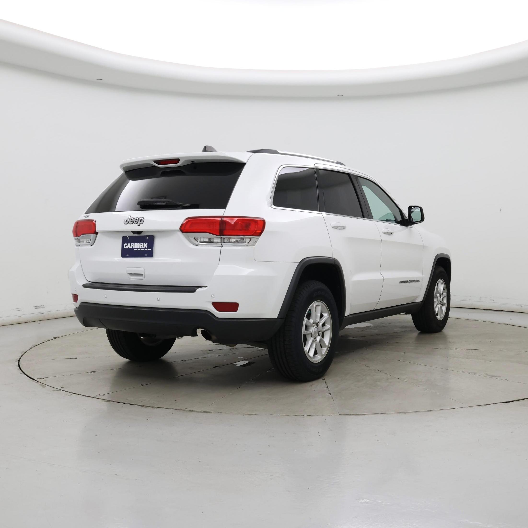 Thumbnail: 2019 Jeep Grand Cherokee - 8