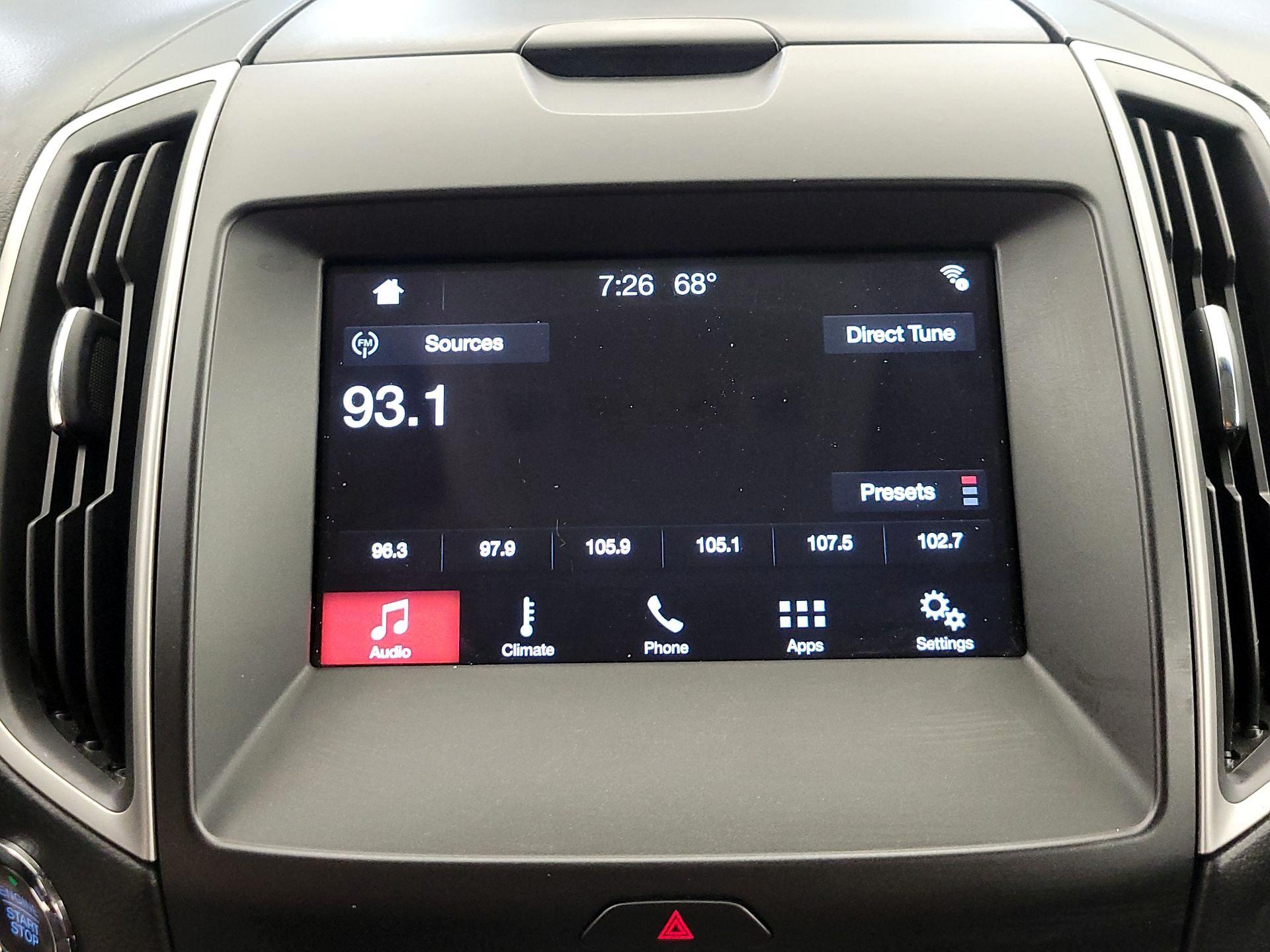 Thumbnail: 2017 Ford Edge - 15
