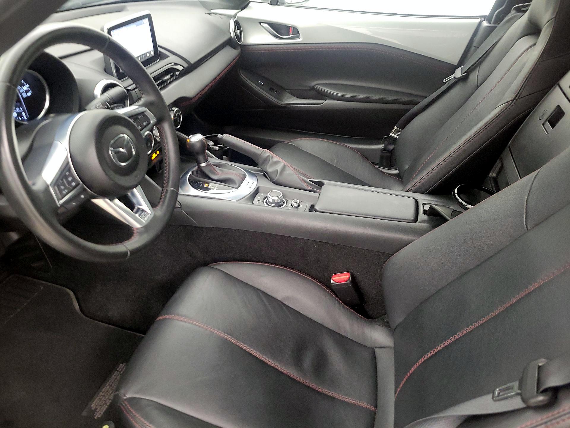 Thumbnail: 2016 Mazda MX-5 Miata - 11