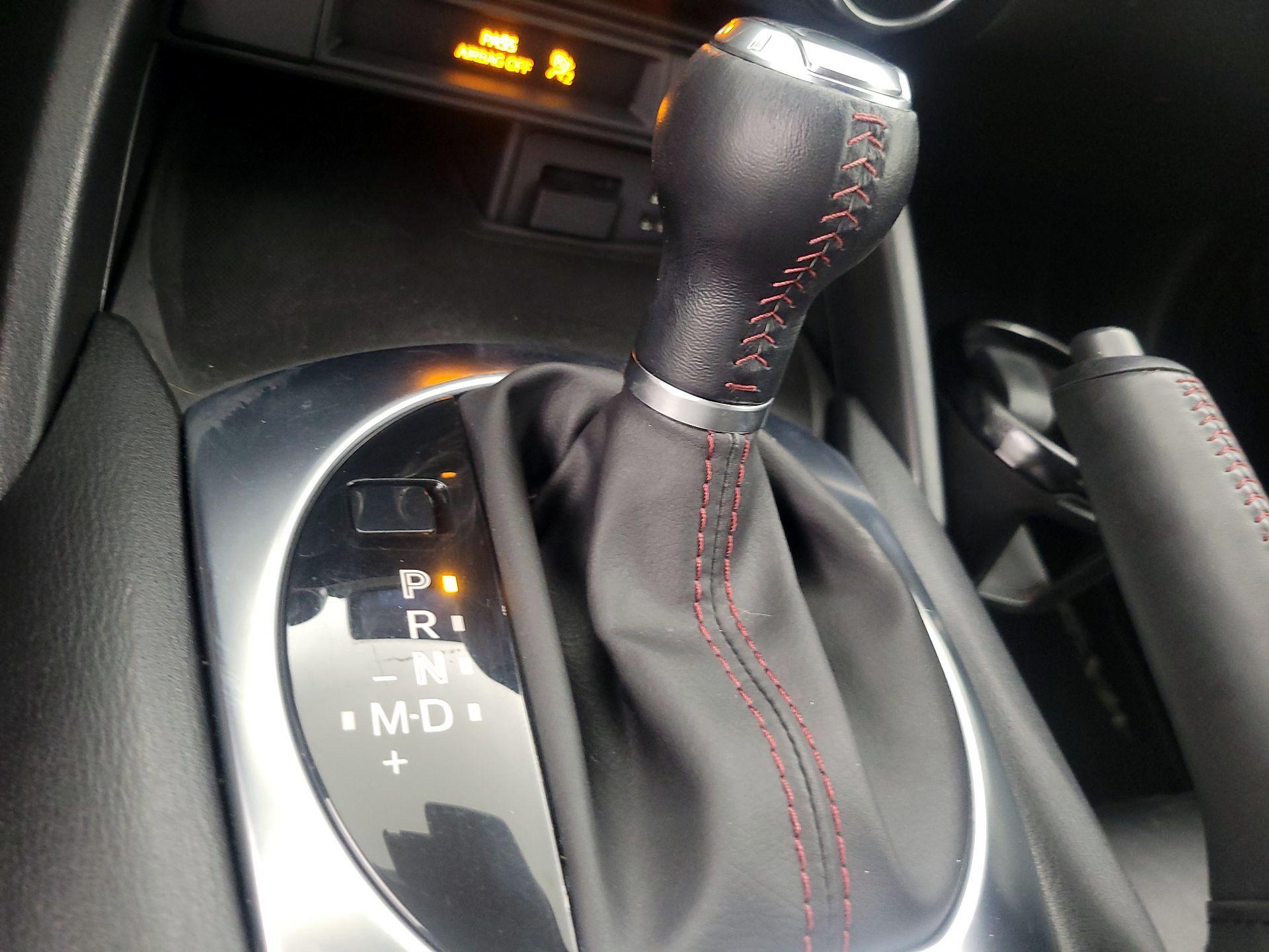 Thumbnail: 2016 Mazda MX-5 Miata - 17