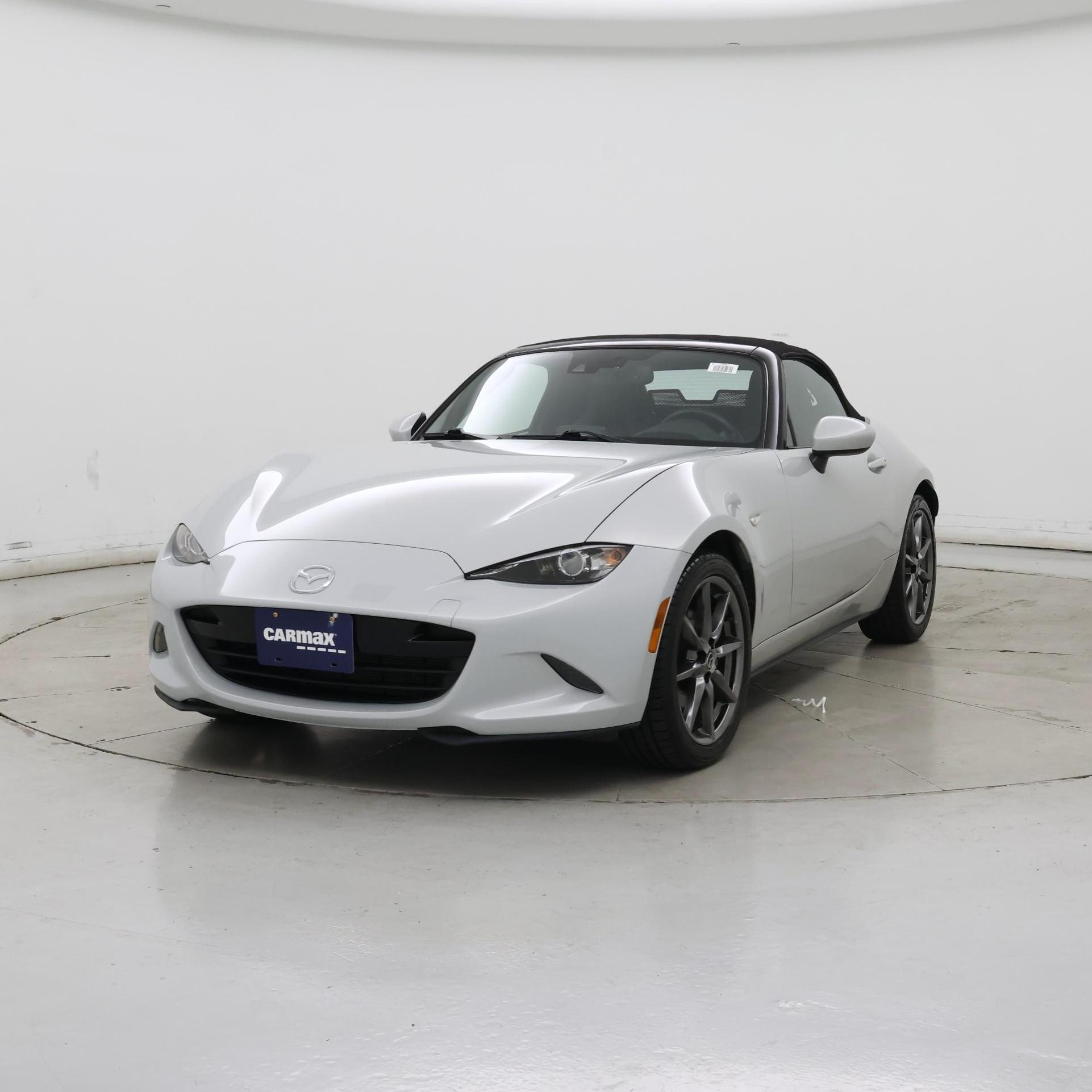 Thumbnail: 2016 Mazda MX-5 Miata - 4