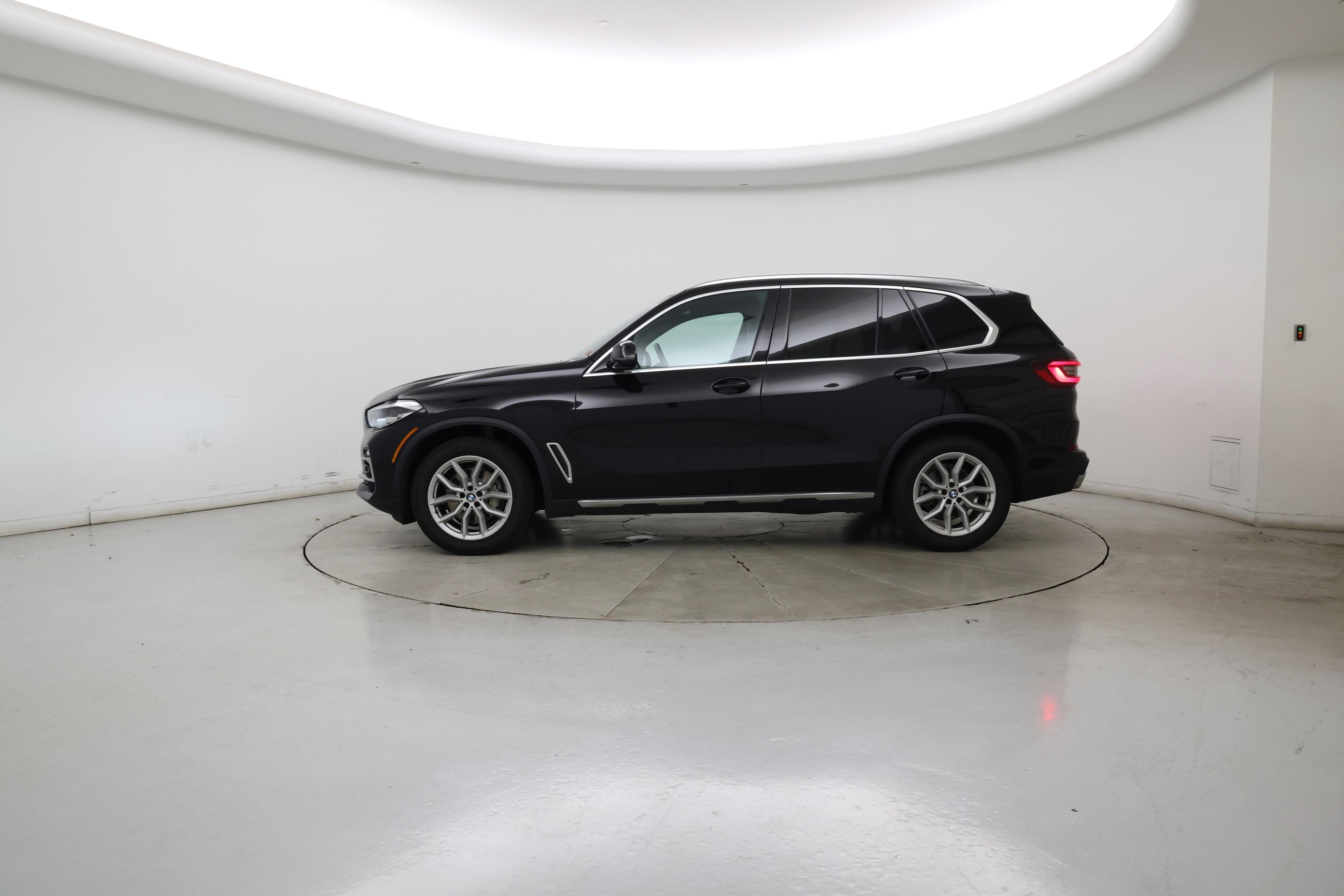 Thumbnail: 2020 BMW X5 - 3