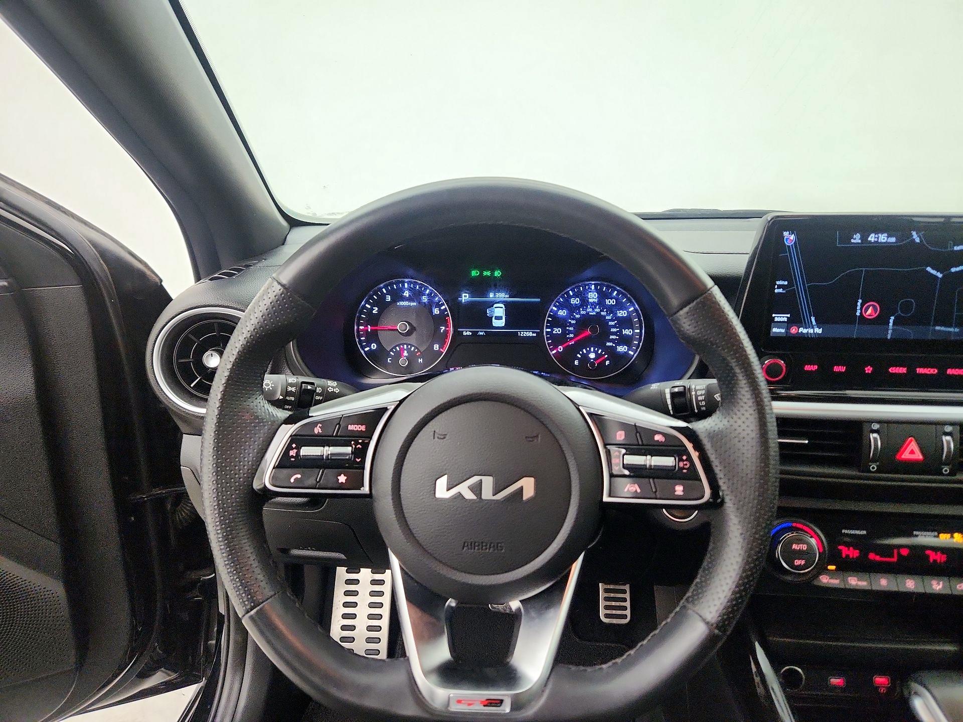 Thumbnail: 2022 Kia Forte - 10