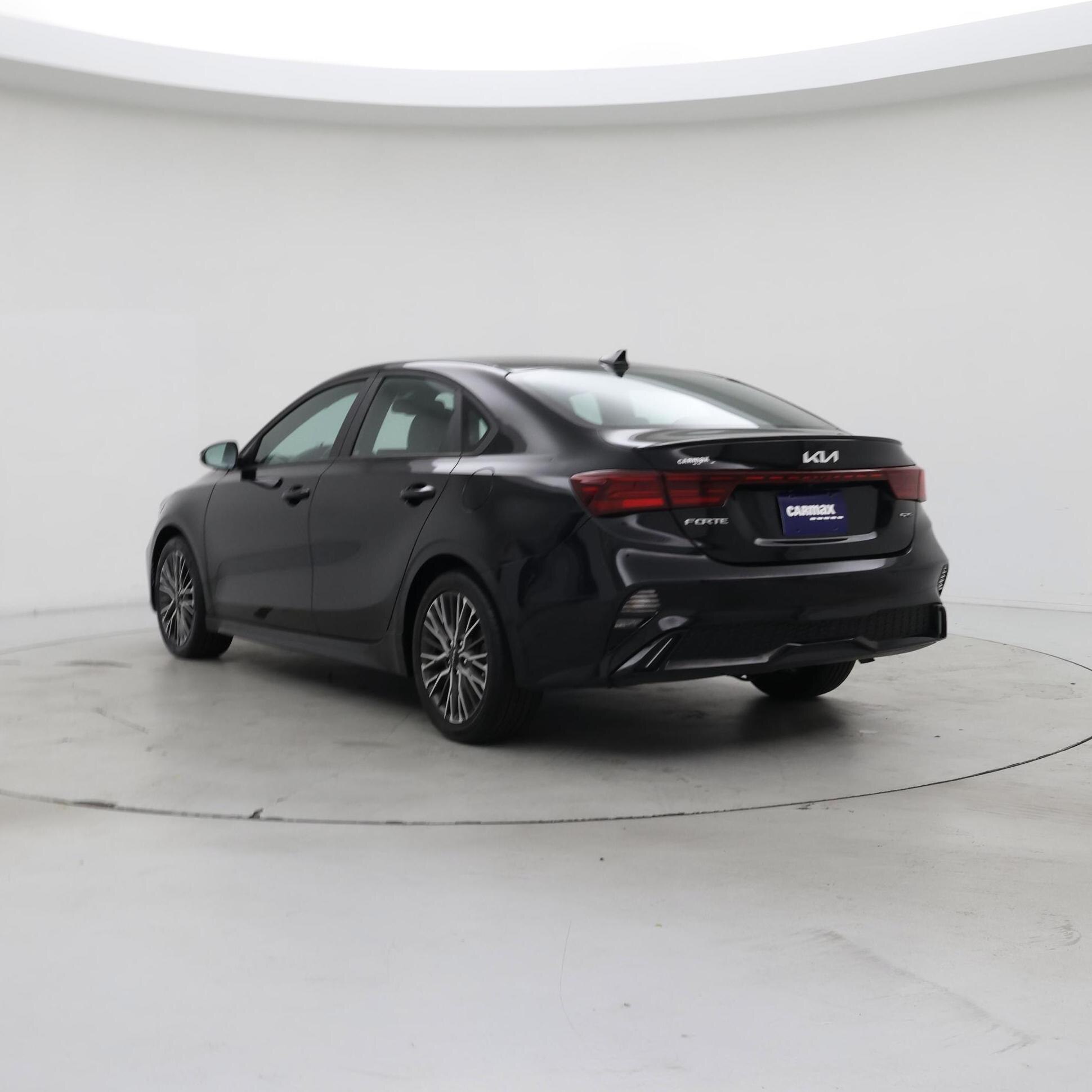 Thumbnail: 2022 Kia Forte - 2