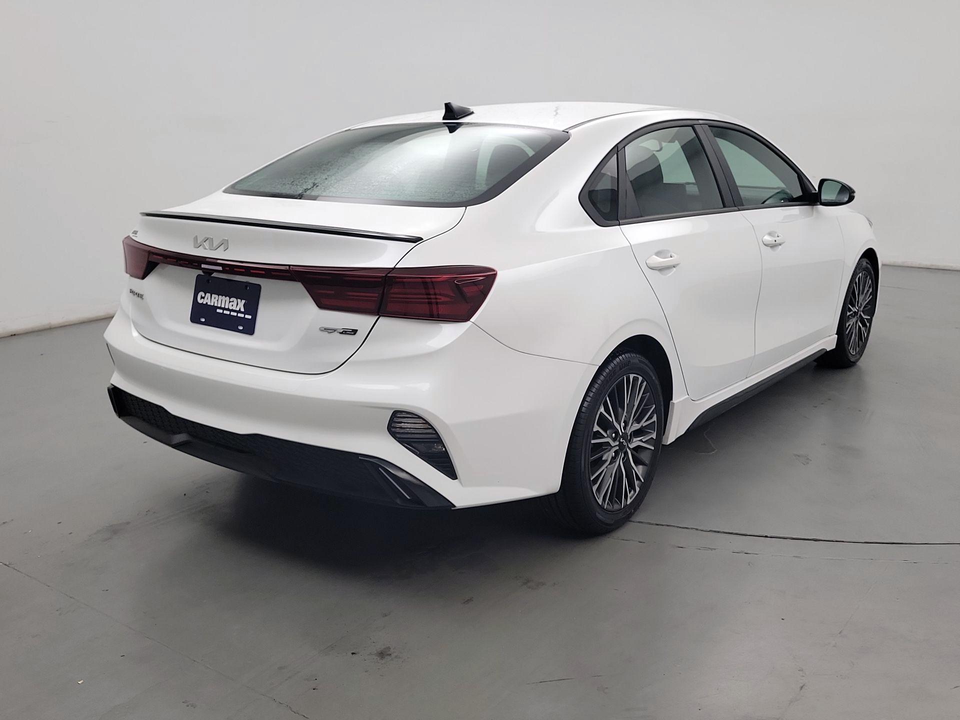 Thumbnail: 2022 Kia Forte - 5