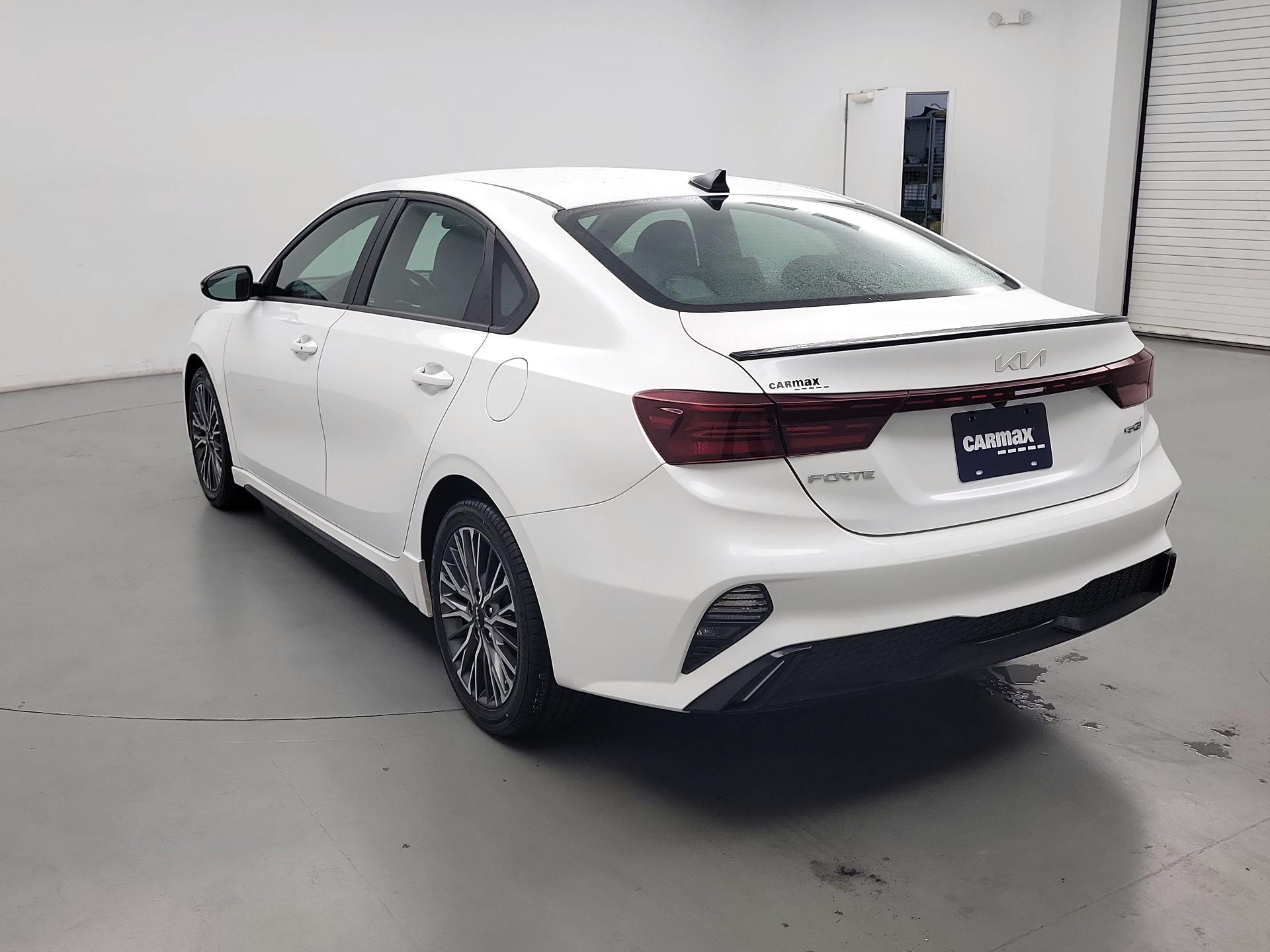 Thumbnail: 2022 Kia Forte - 7