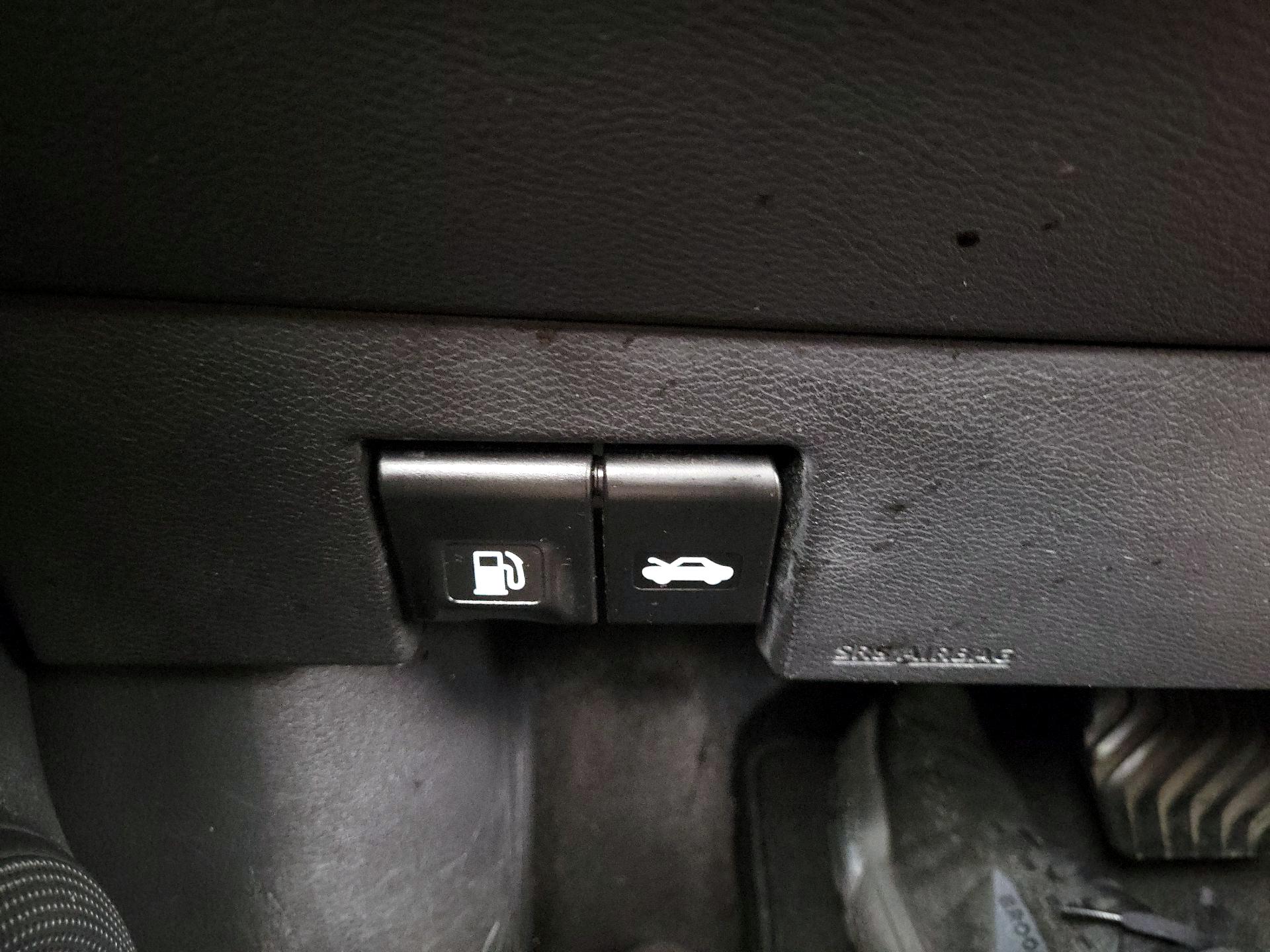 Thumbnail: 2020 Nissan Kicks - 13