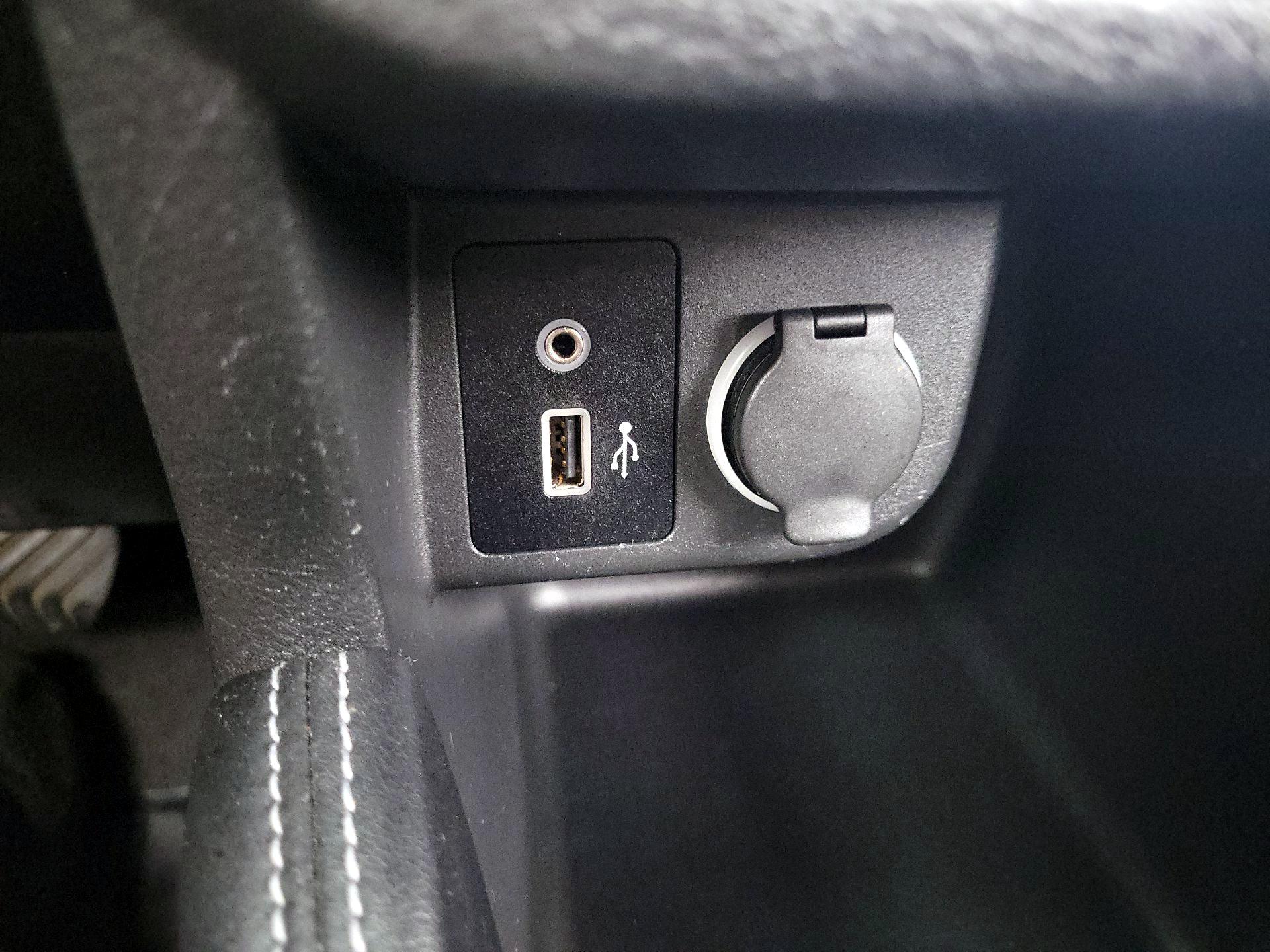 Thumbnail: 2020 Nissan Kicks - 18