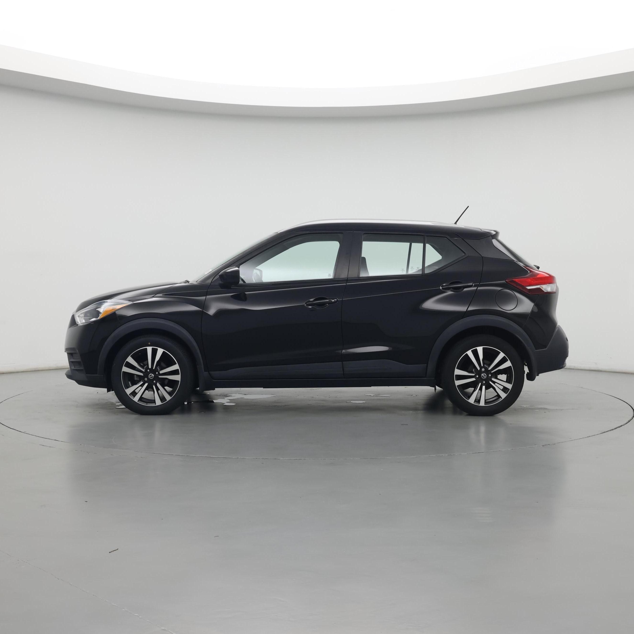 Thumbnail: 2020 Nissan Kicks - 3