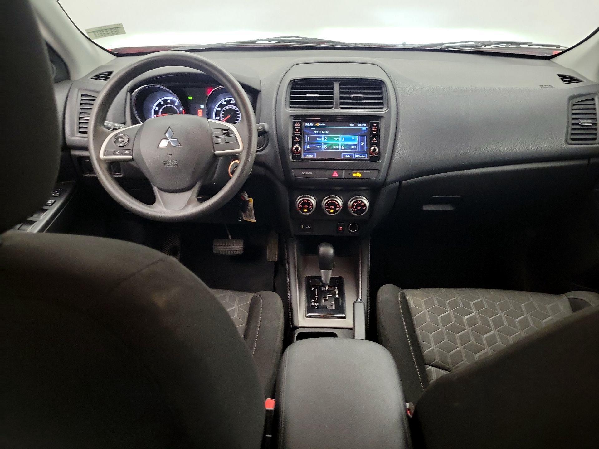 Thumbnail: 2022 Mitsubishi Outlander Sport - 9