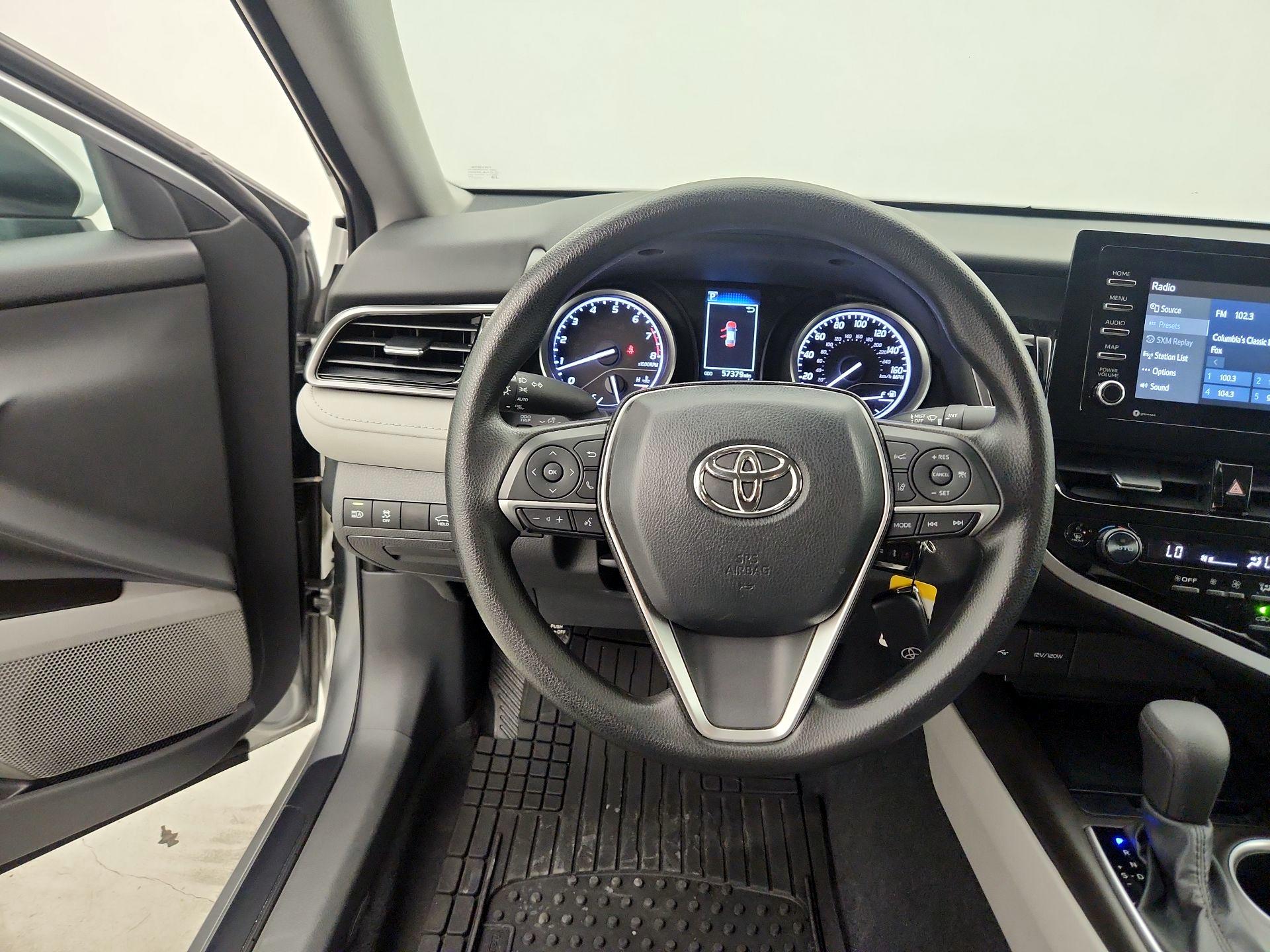 Thumbnail: 2022 Toyota Camry - 10