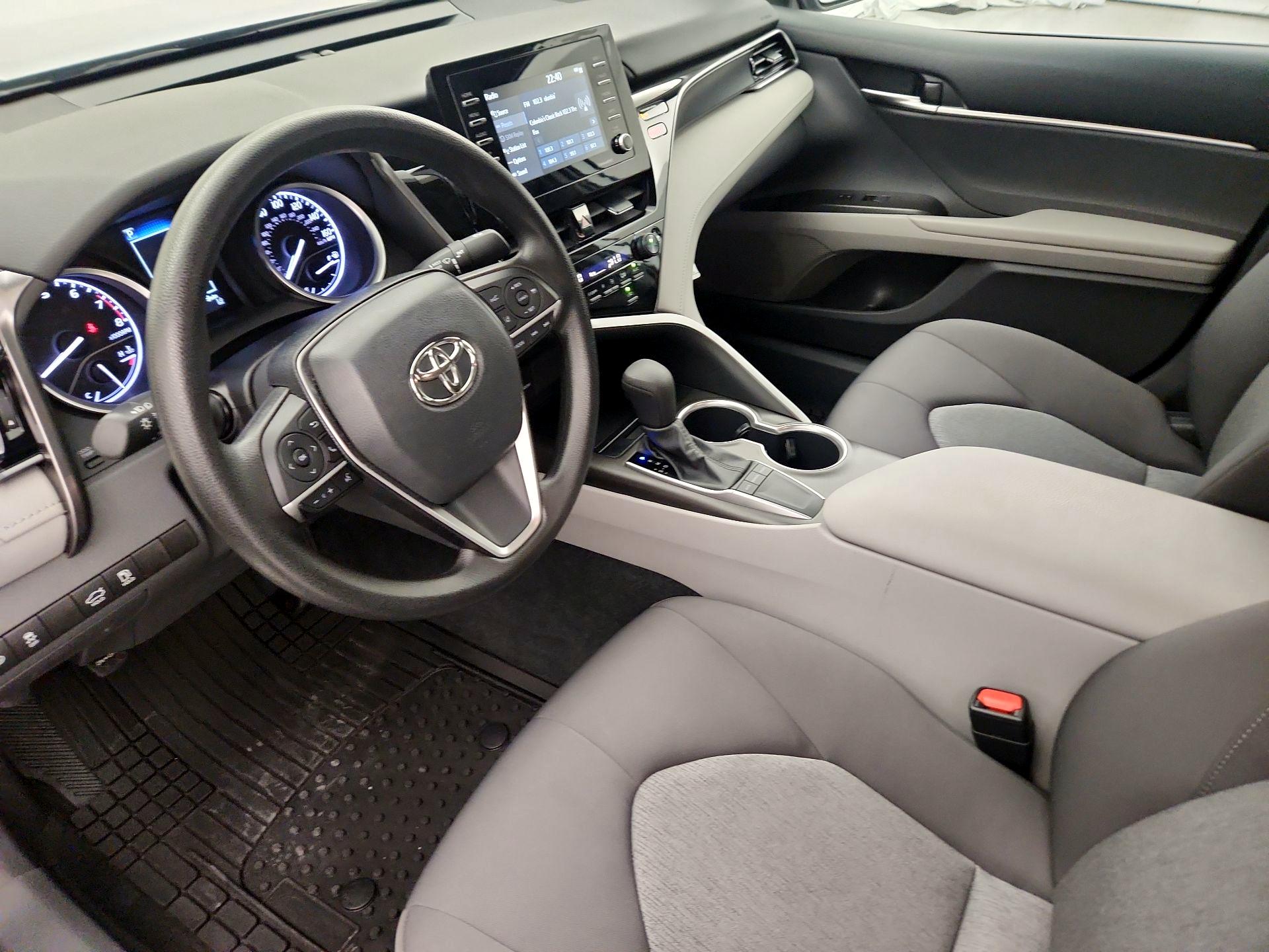 Thumbnail: 2022 Toyota Camry - 11