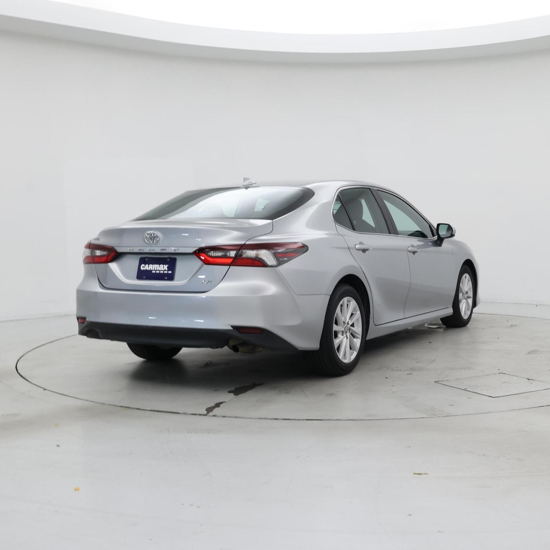 Thumbnail: 2022 Toyota Camry - 8