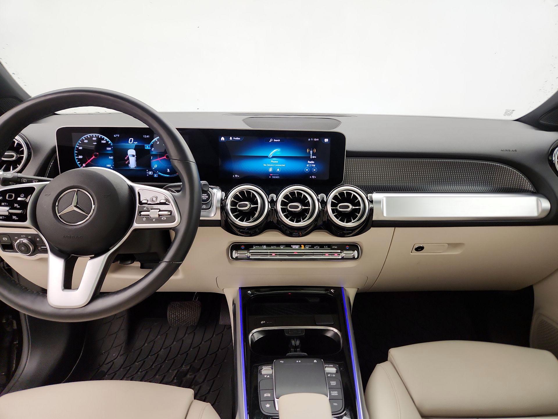 Thumbnail: 2021 Mercedes-Benz GLB - 9