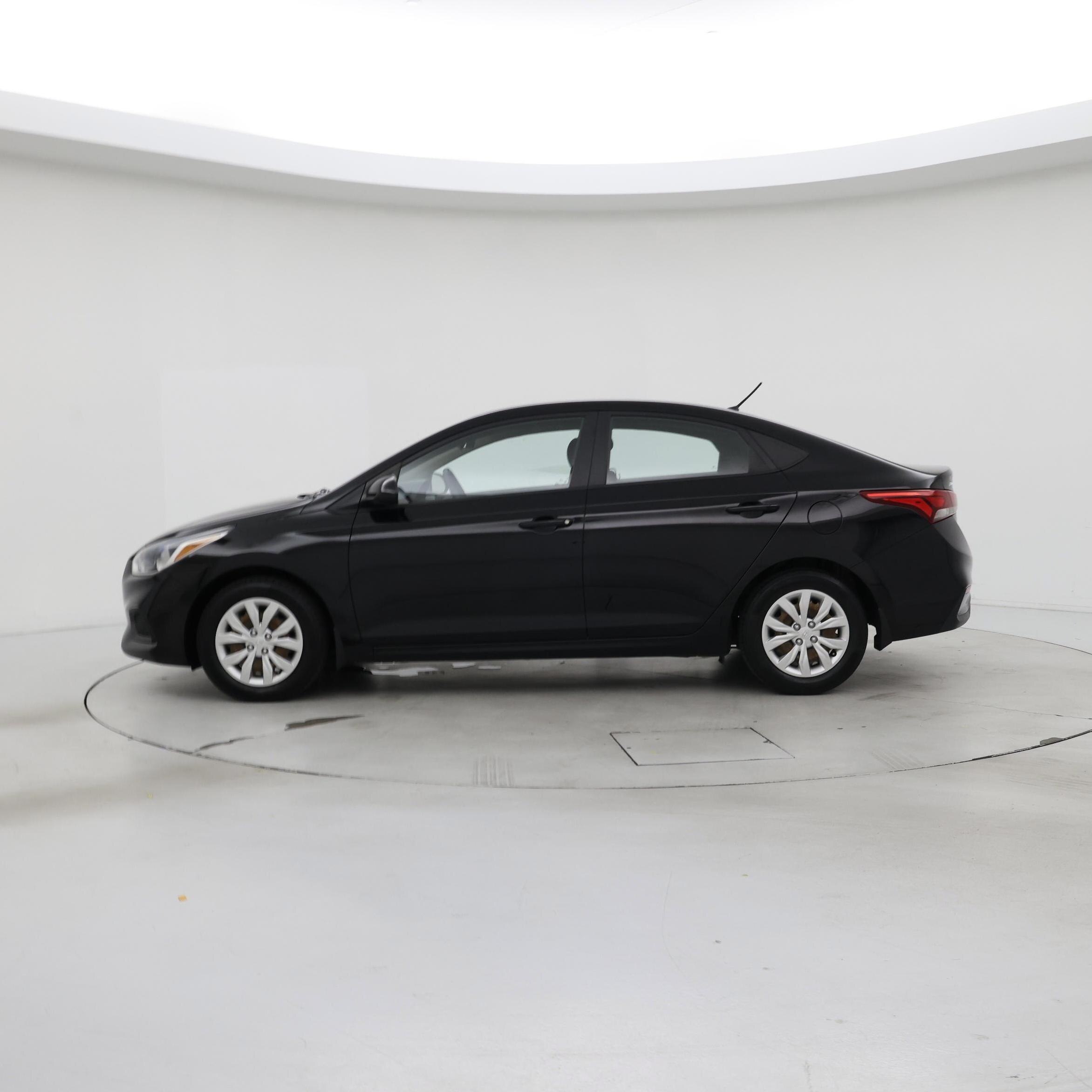Thumbnail: 2020 Hyundai Accent - 3