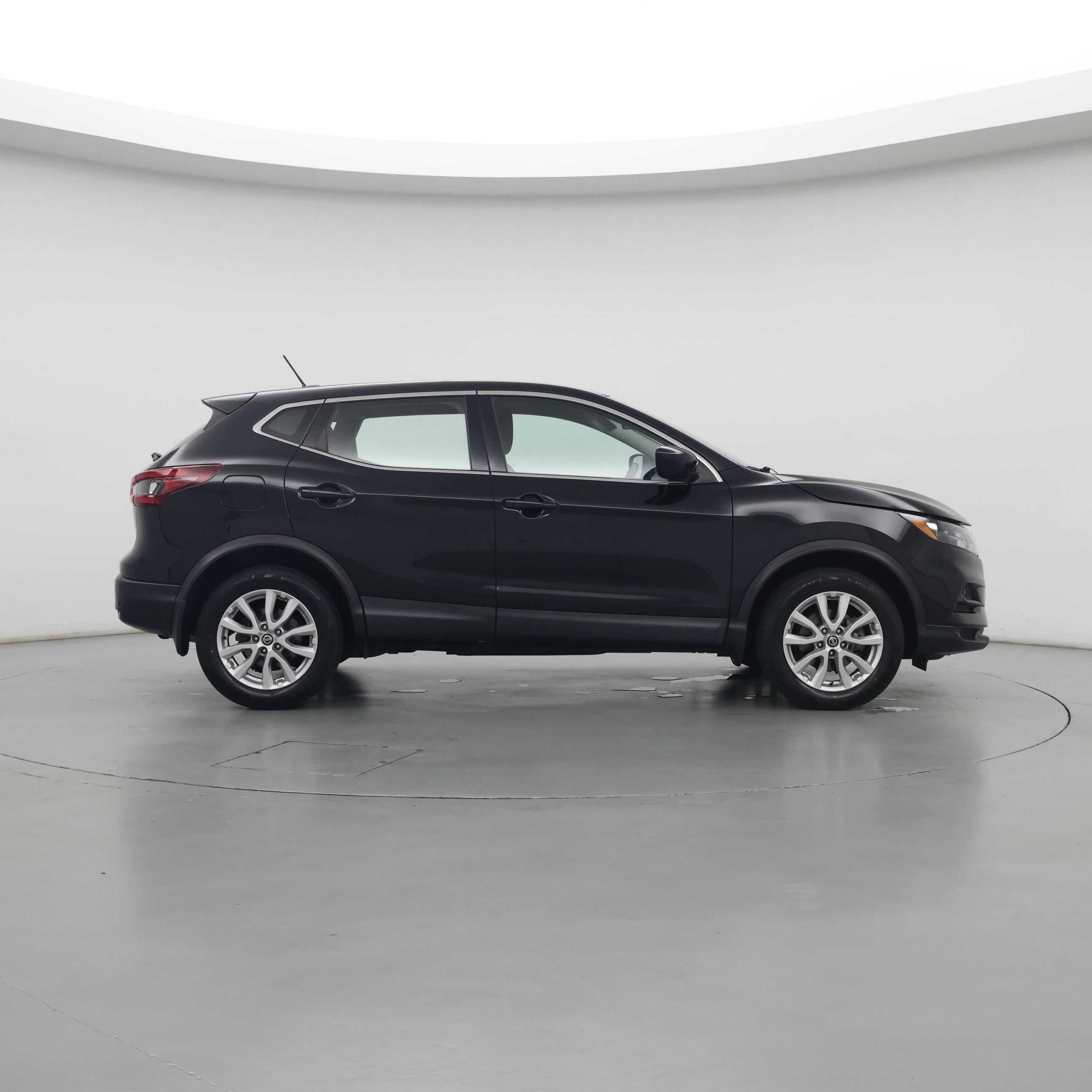 Thumbnail: 2020 Nissan Rogue Sport - 7