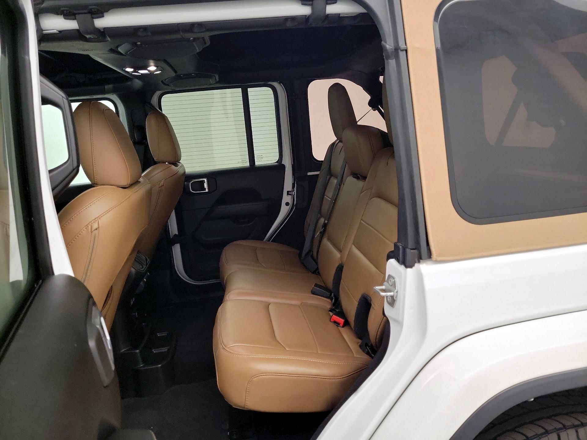 Thumbnail: 2021 Jeep Wrangler - 20