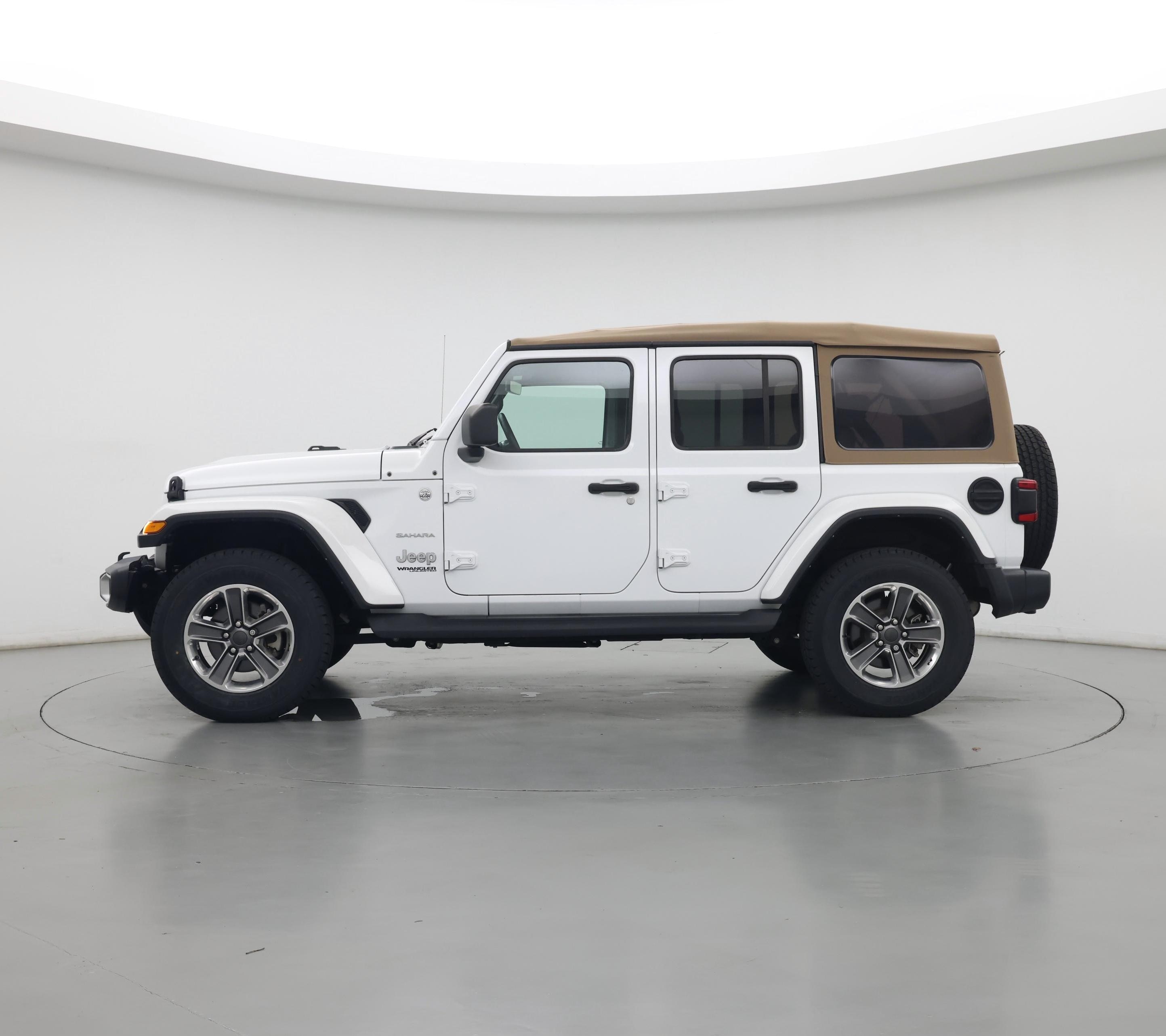 Thumbnail: 2021 Jeep Wrangler - 3