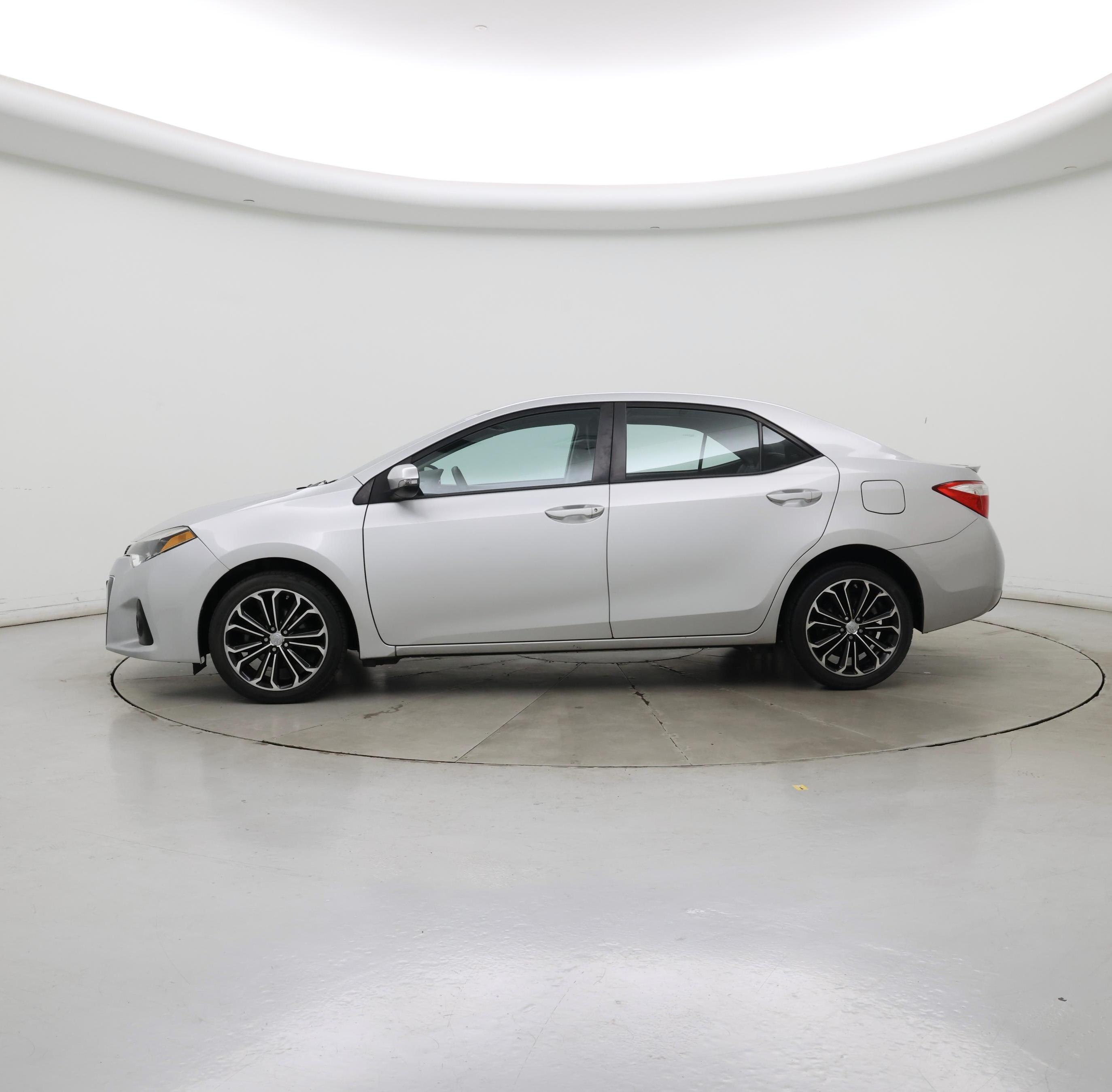 Thumbnail: 2016 Toyota Corolla - 3