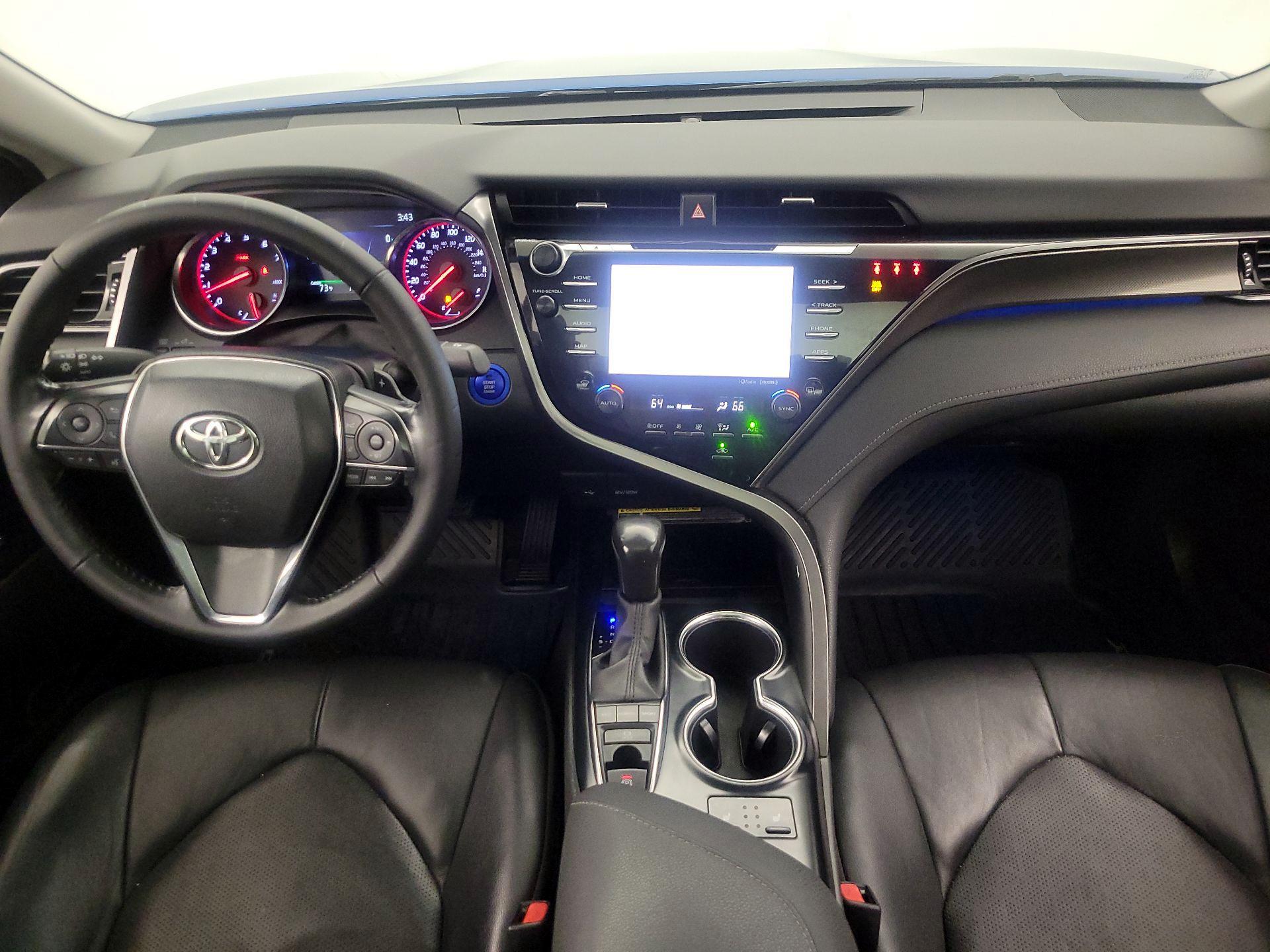 Thumbnail: 2020 Toyota Camry - 9