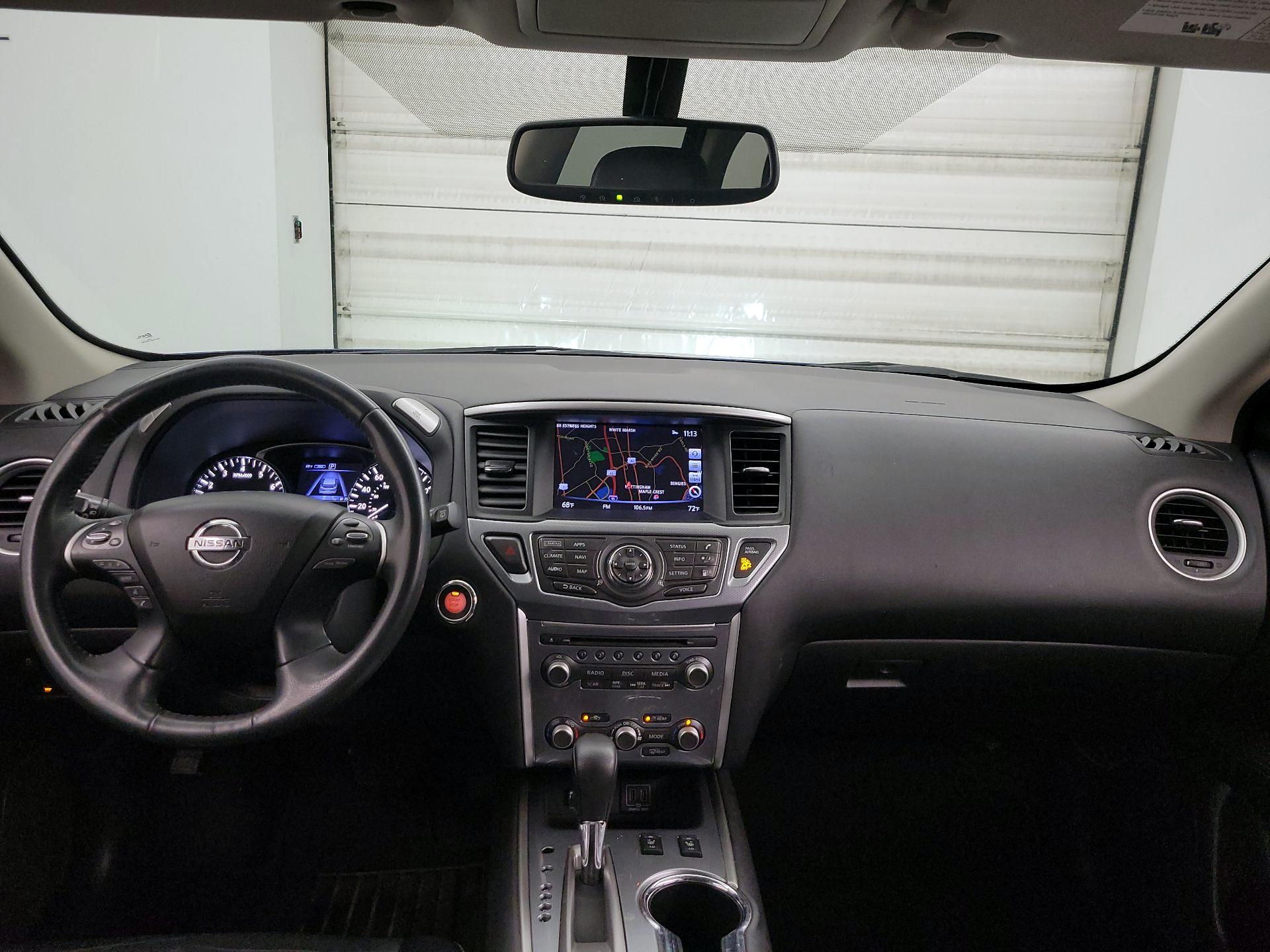Thumbnail: 2018 Nissan Pathfinder - 9