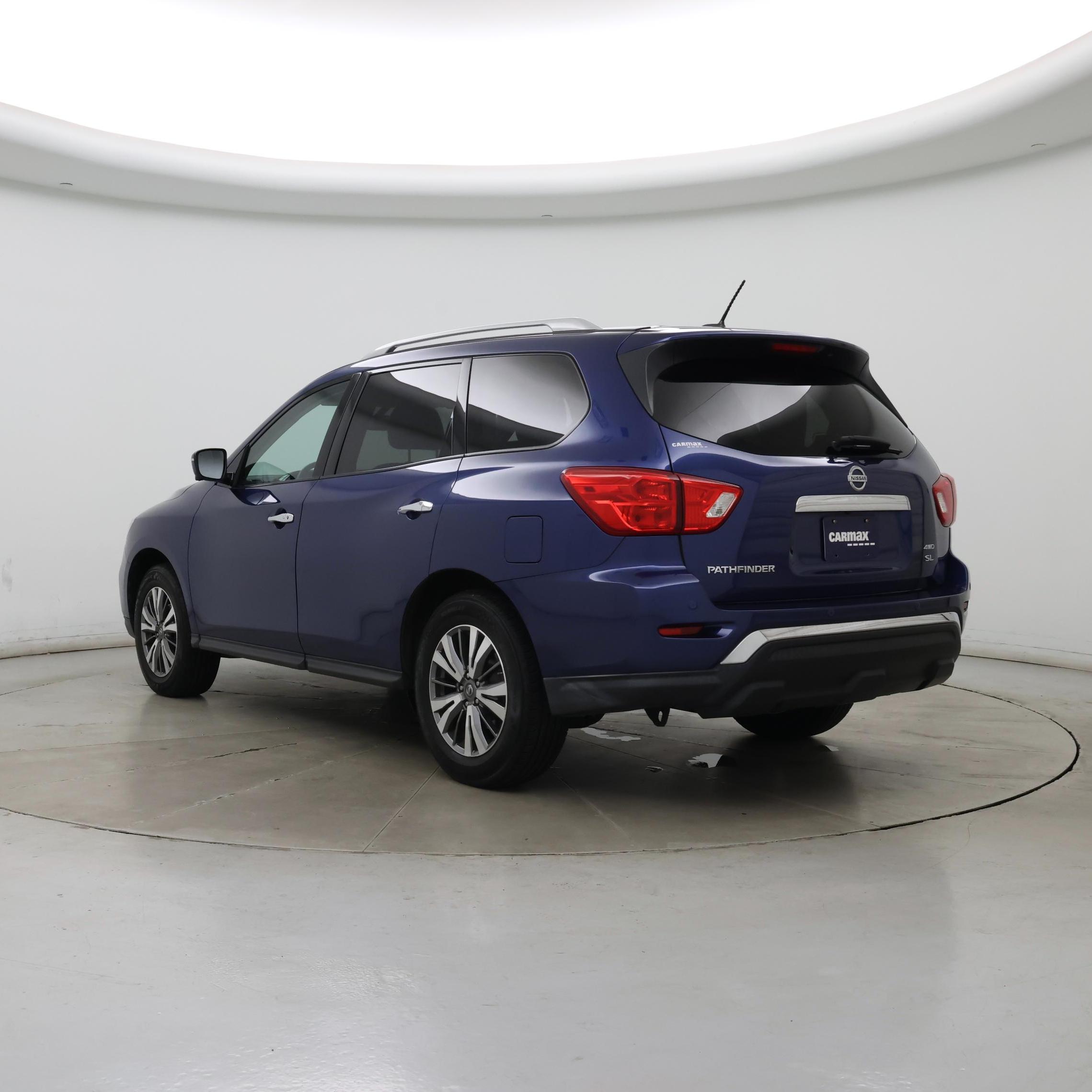 Thumbnail: 2018 Nissan Pathfinder - 2