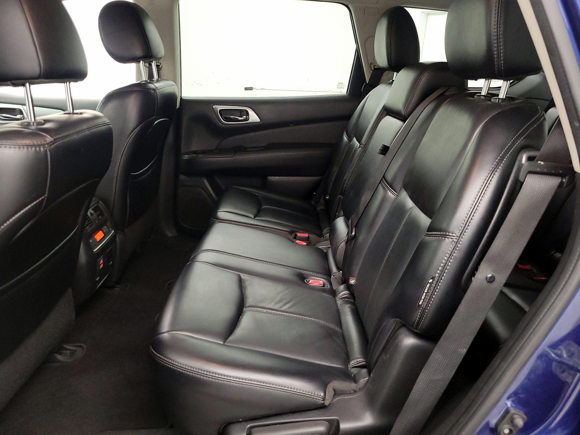 Thumbnail: 2018 Nissan Pathfinder - 20