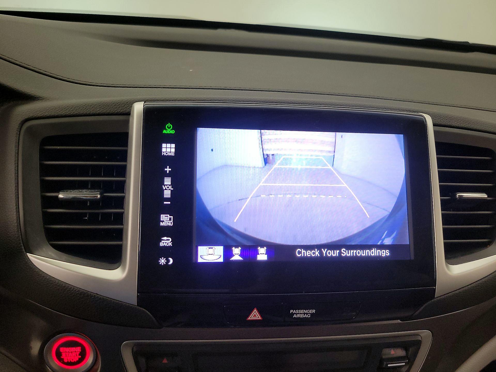 Thumbnail: 2016 Honda Pilot - 14