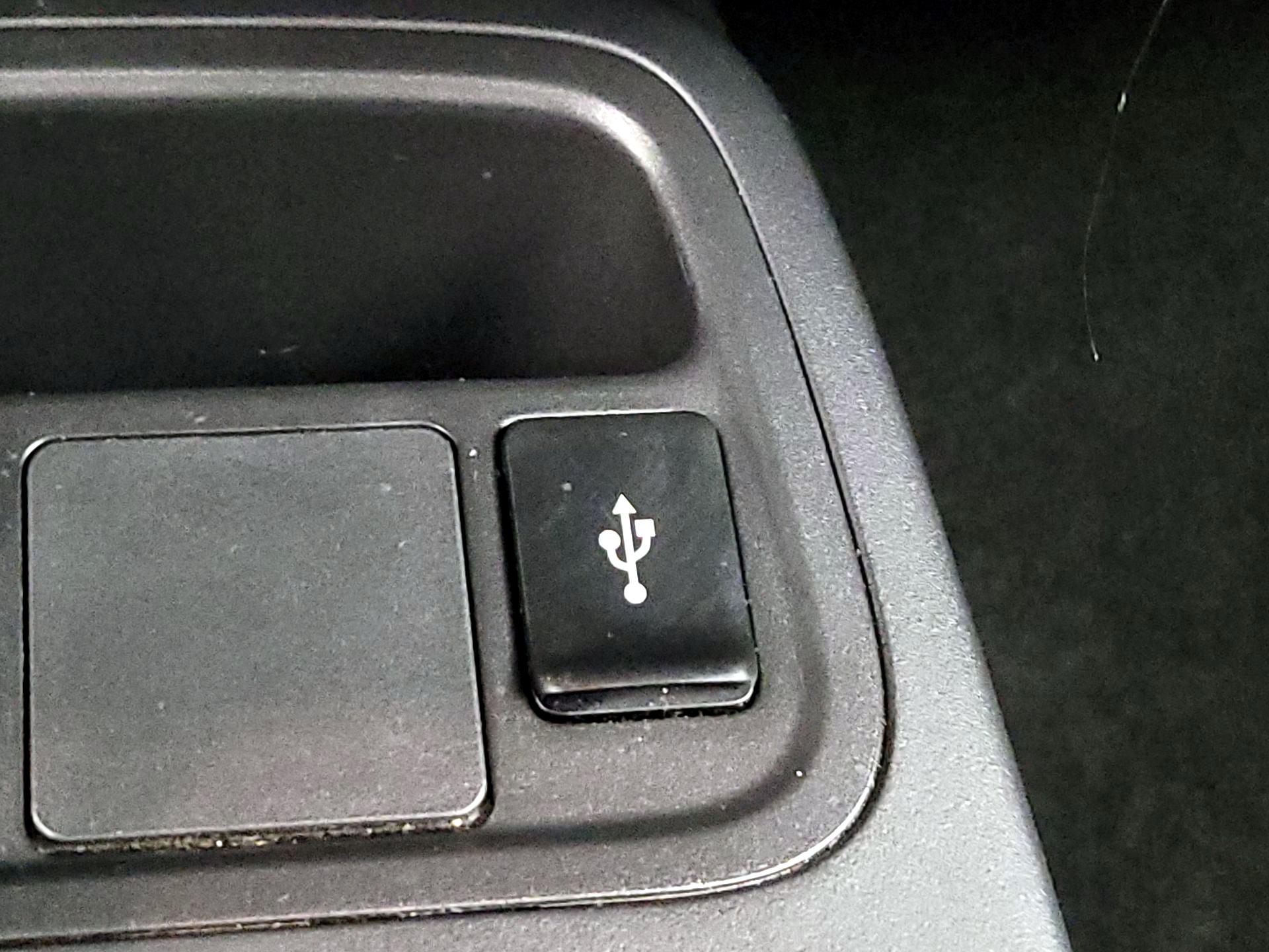 Thumbnail: 2020 Mitsubishi Mirage G4 - 18