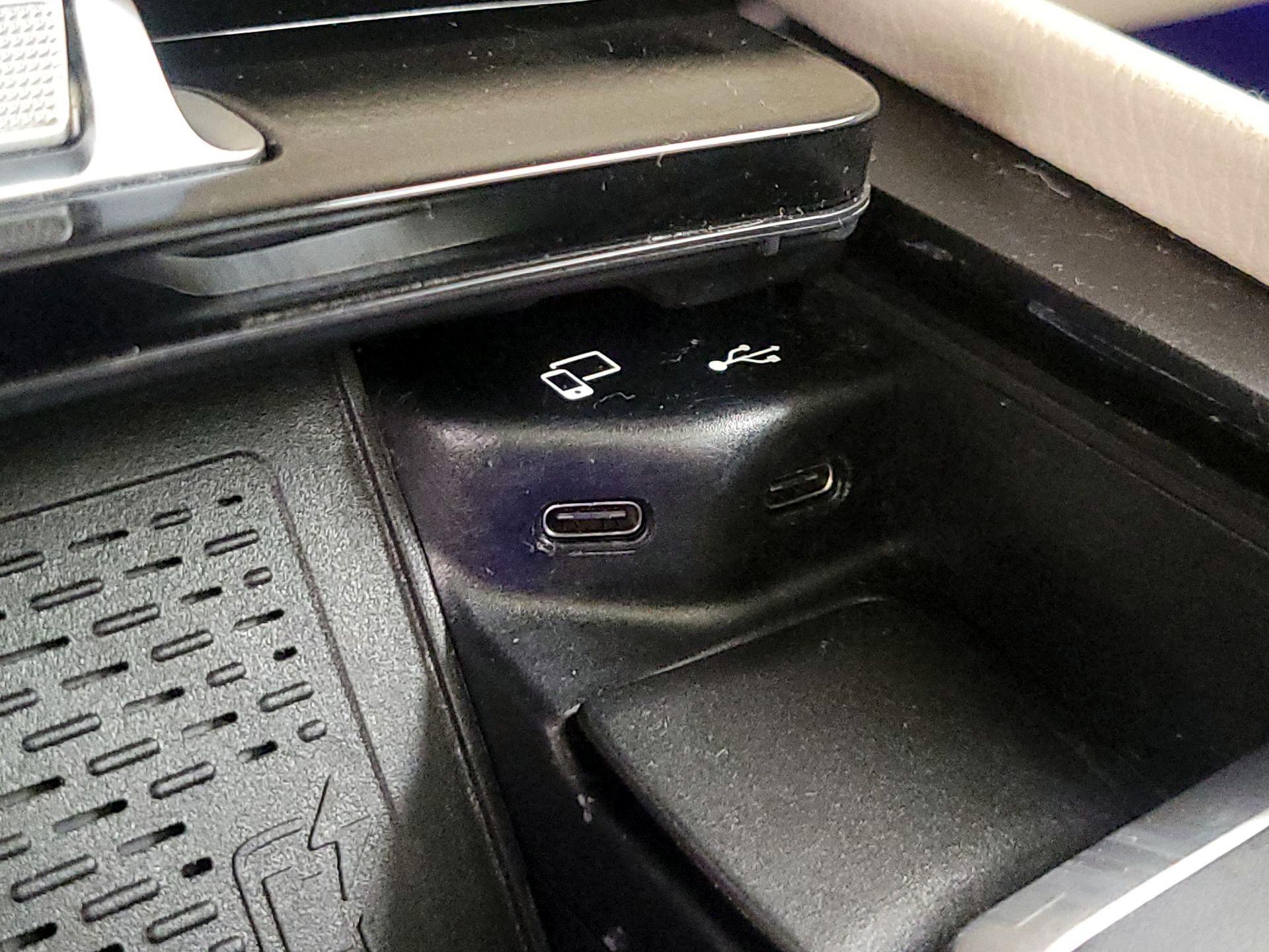 Thumbnail: 2021 Mercedes-Benz GLS - 19