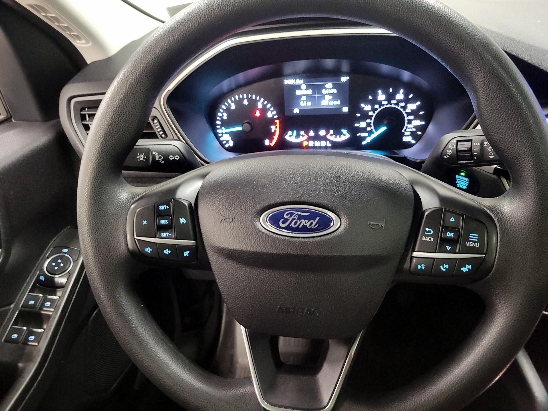 Thumbnail: 2021 Ford Escape - 10