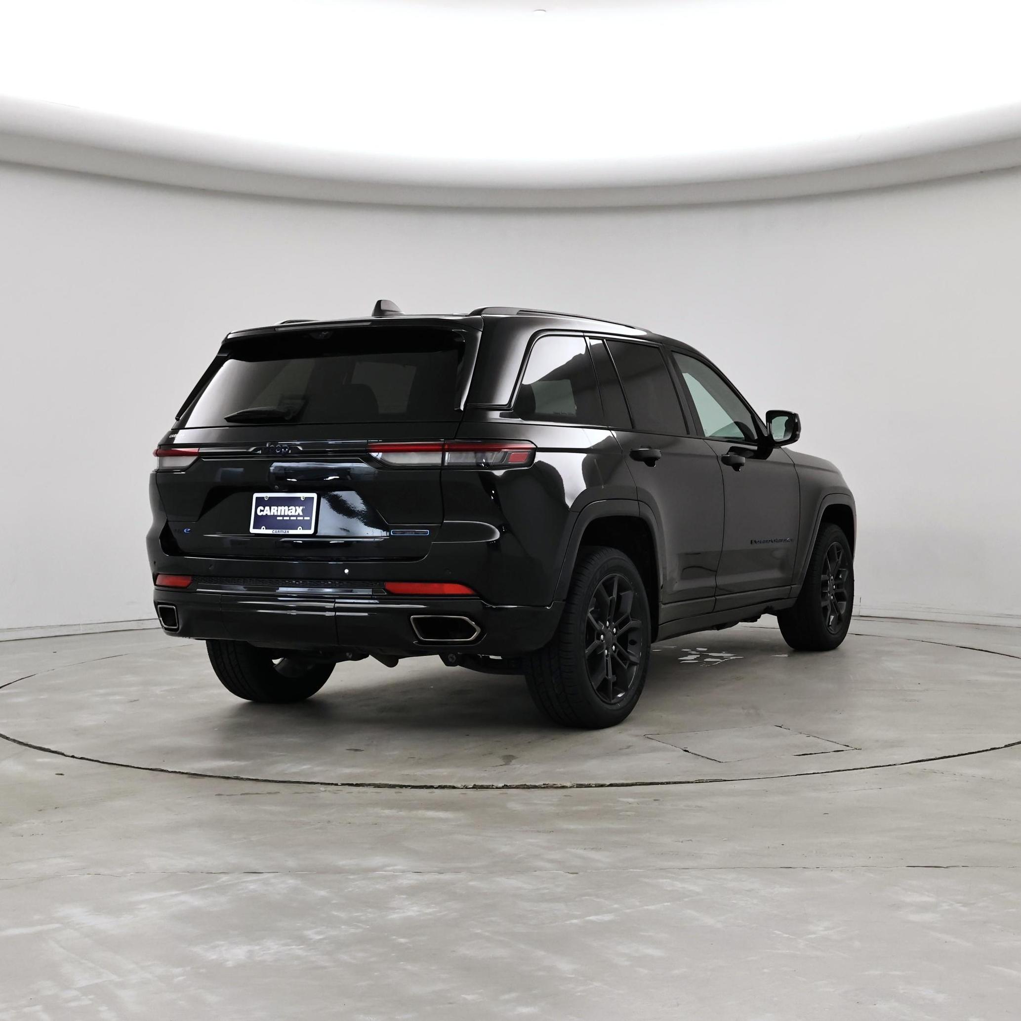 Thumbnail: 2023 Jeep Grand Cherokee - 8