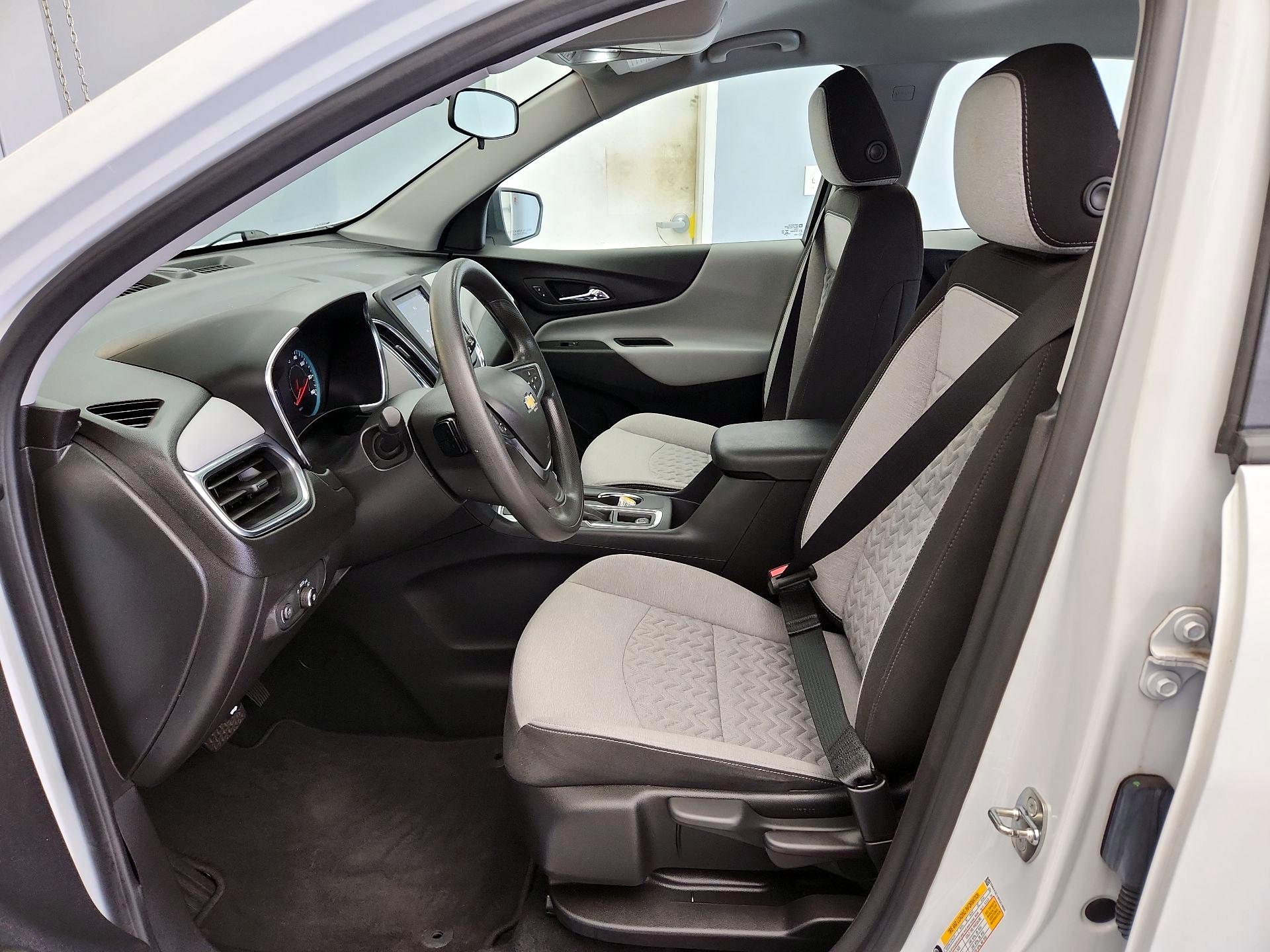 Thumbnail: 2022 Chevrolet Equinox - 11