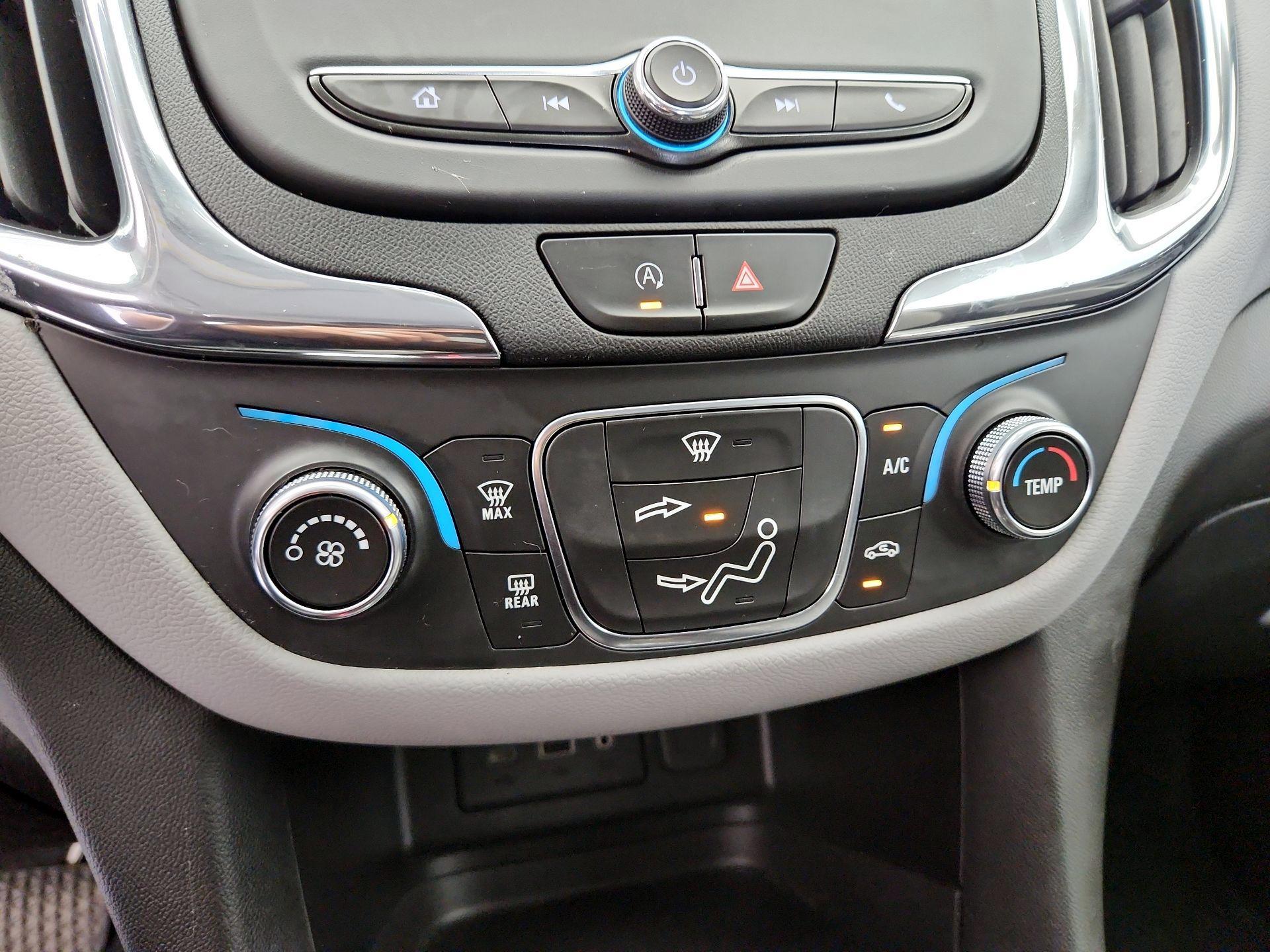 Thumbnail: 2022 Chevrolet Equinox - 16