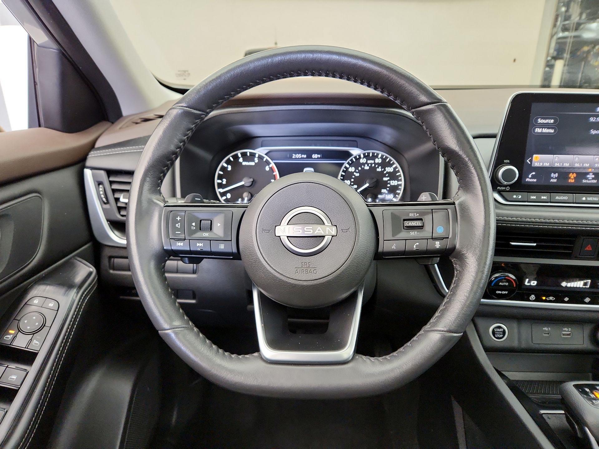 Thumbnail: 2023 Nissan Rogue - 10