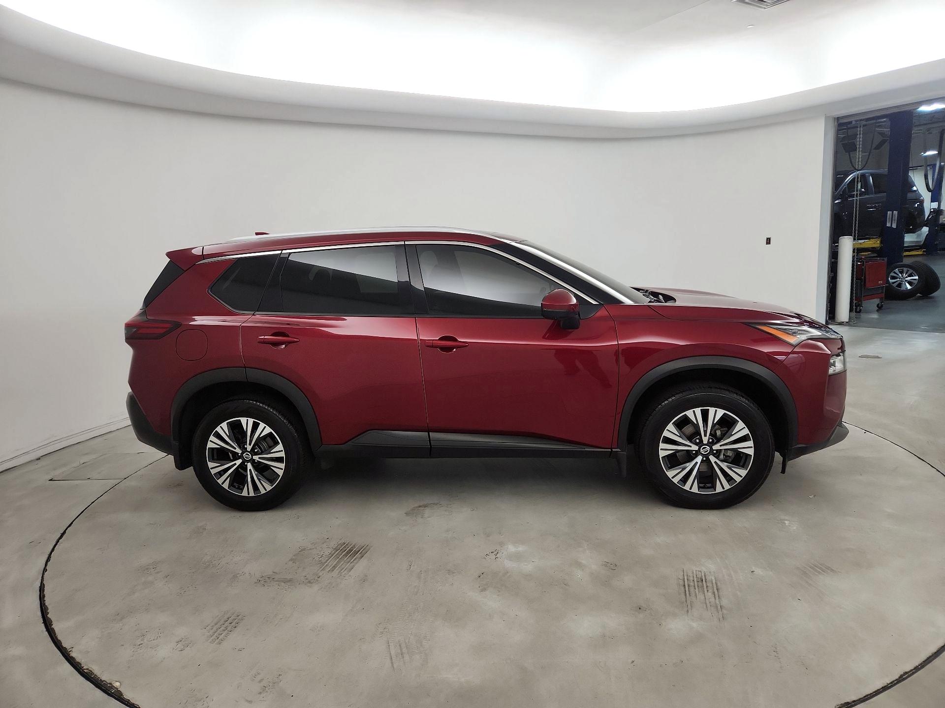 Thumbnail: 2021 Nissan Rogue - 4