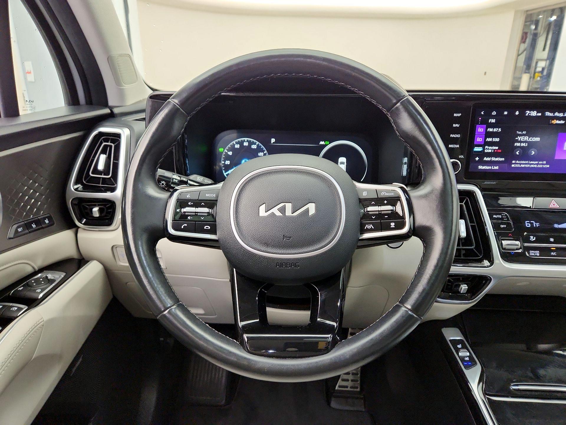 Thumbnail: 2023 Kia Sorento - 10