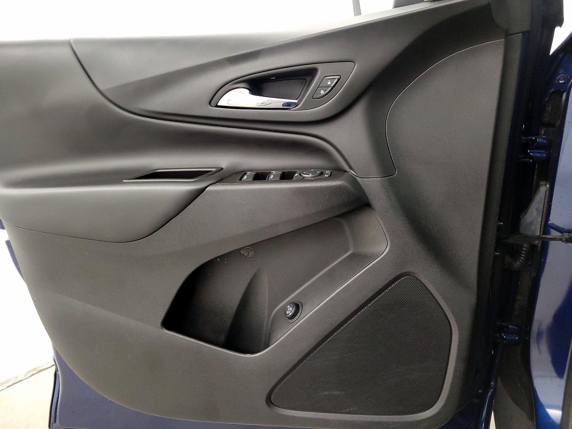 Thumbnail: 2022 Chevrolet Equinox - 12