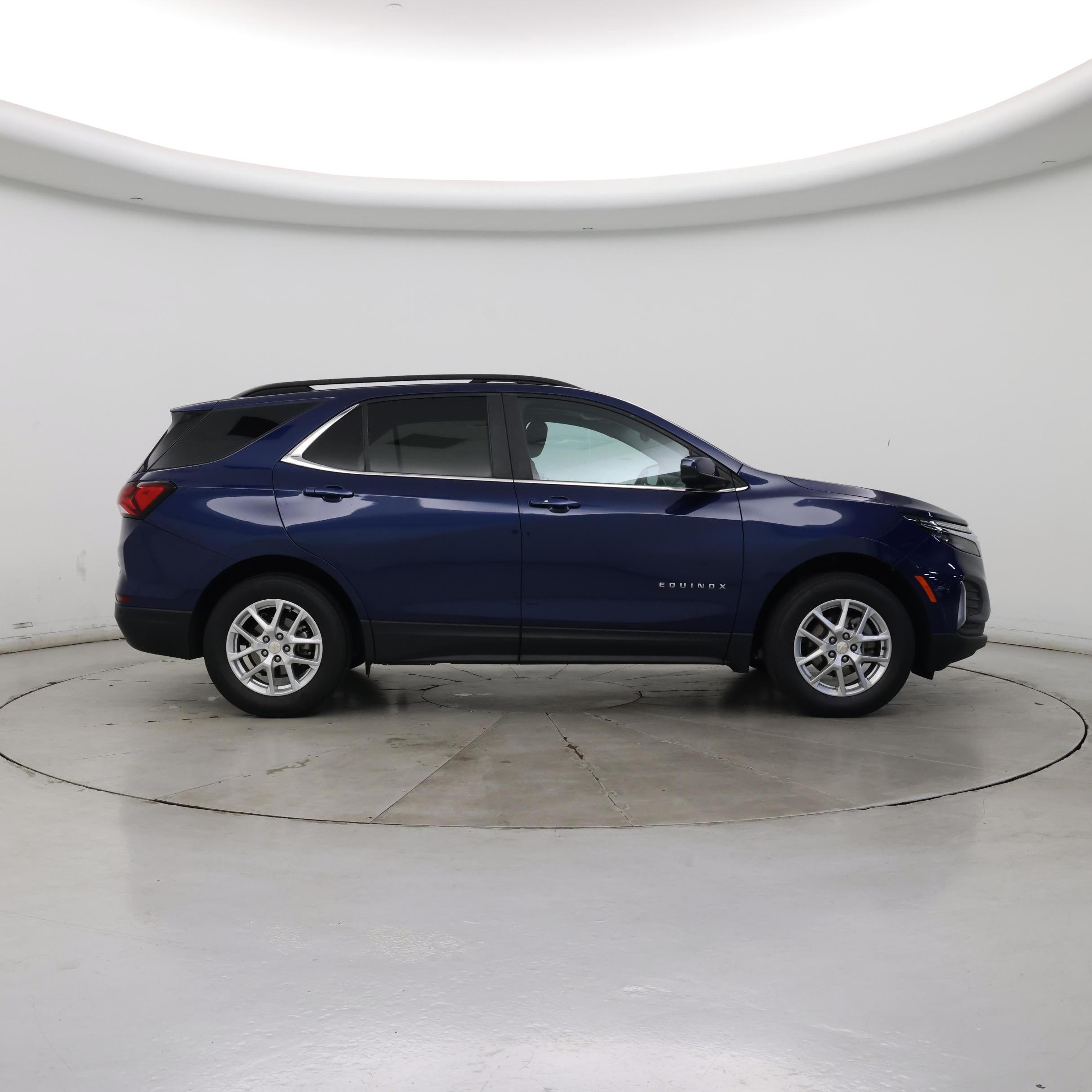 Thumbnail: 2022 Chevrolet Equinox - 7