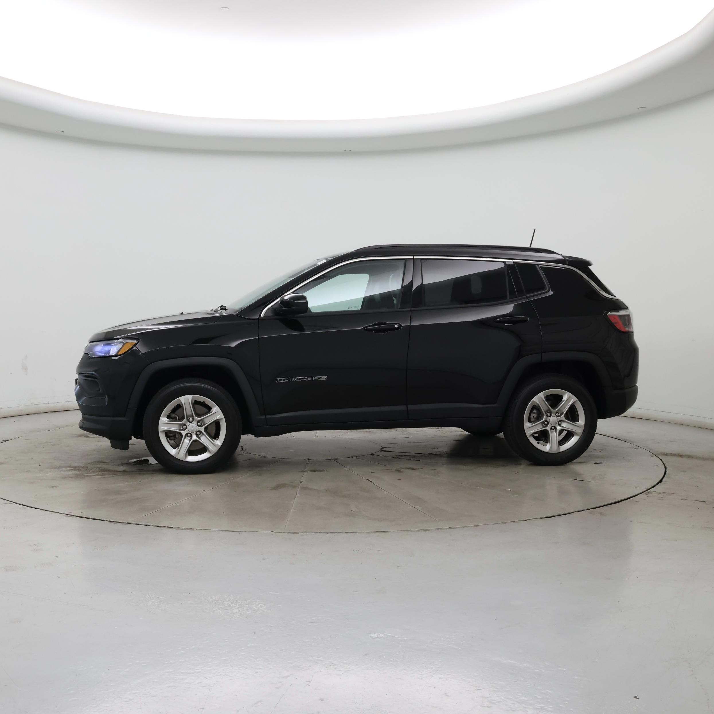 Thumbnail: 2023 Jeep Compass - 3
