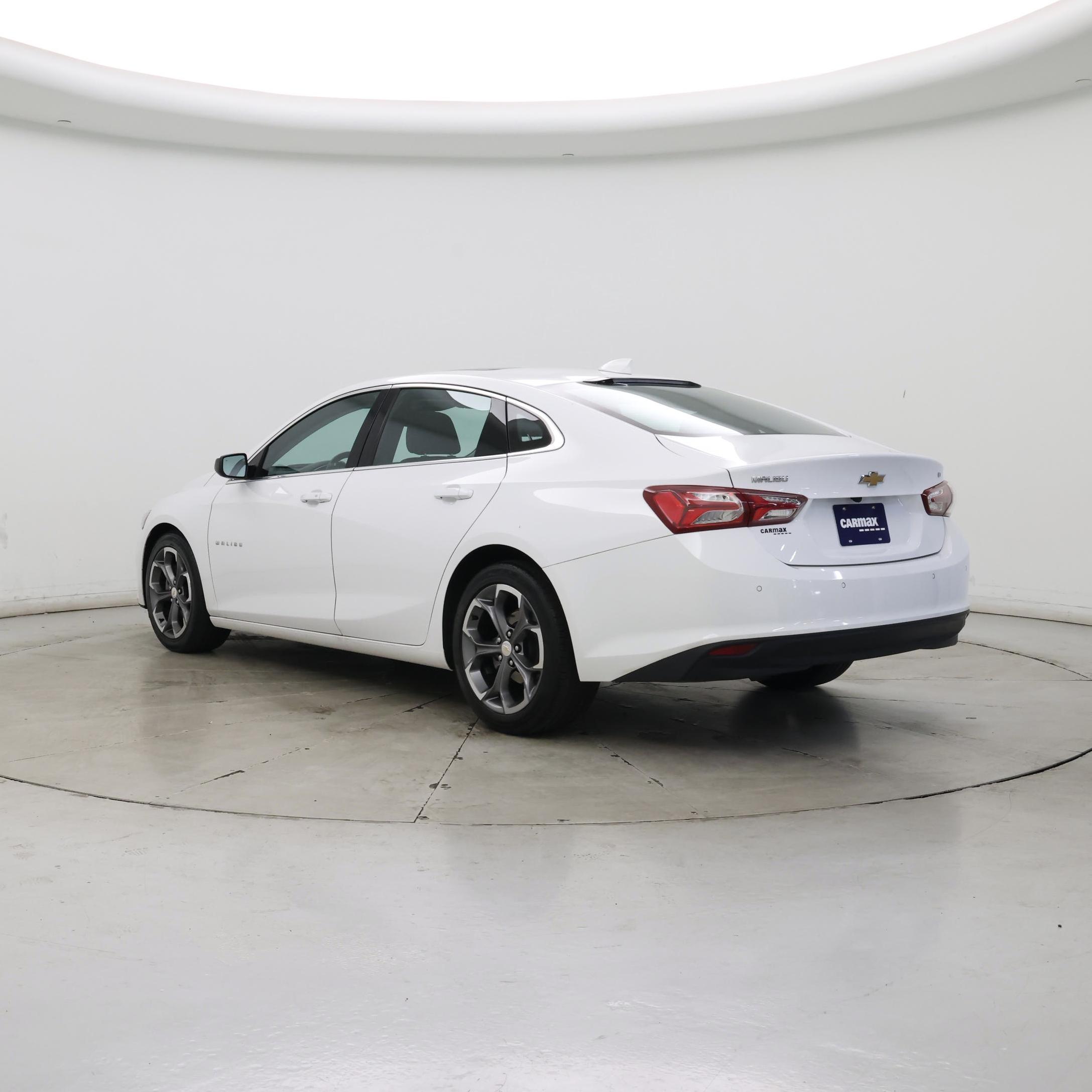 Thumbnail: 2022 Chevrolet Malibu - 2