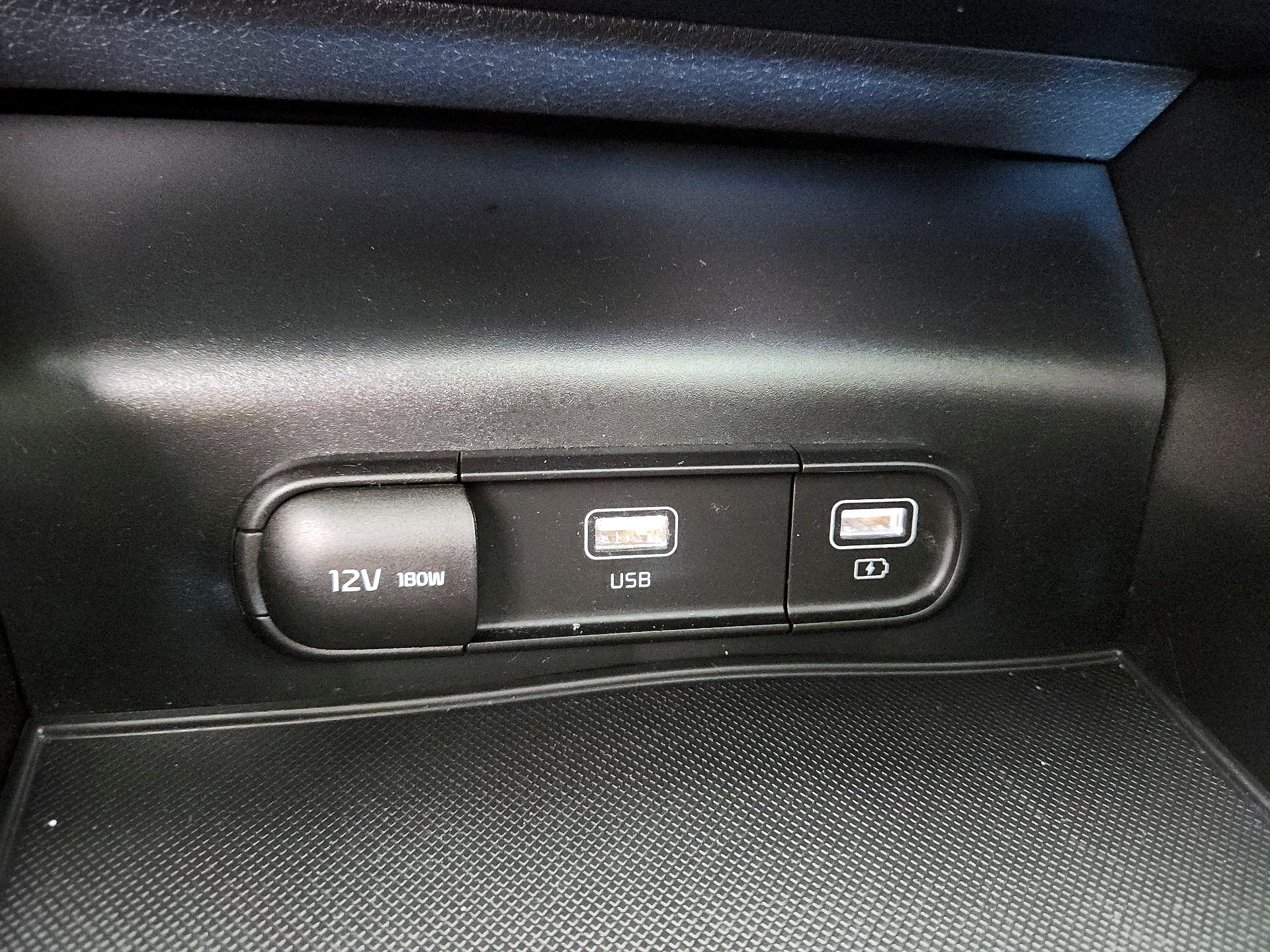 Thumbnail: 2022 Kia K5 - 19