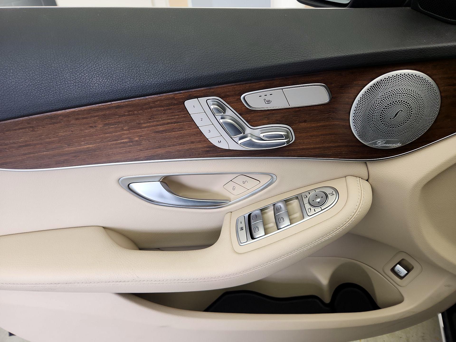 Thumbnail: 2021 Mercedes-Benz C-Class - 12