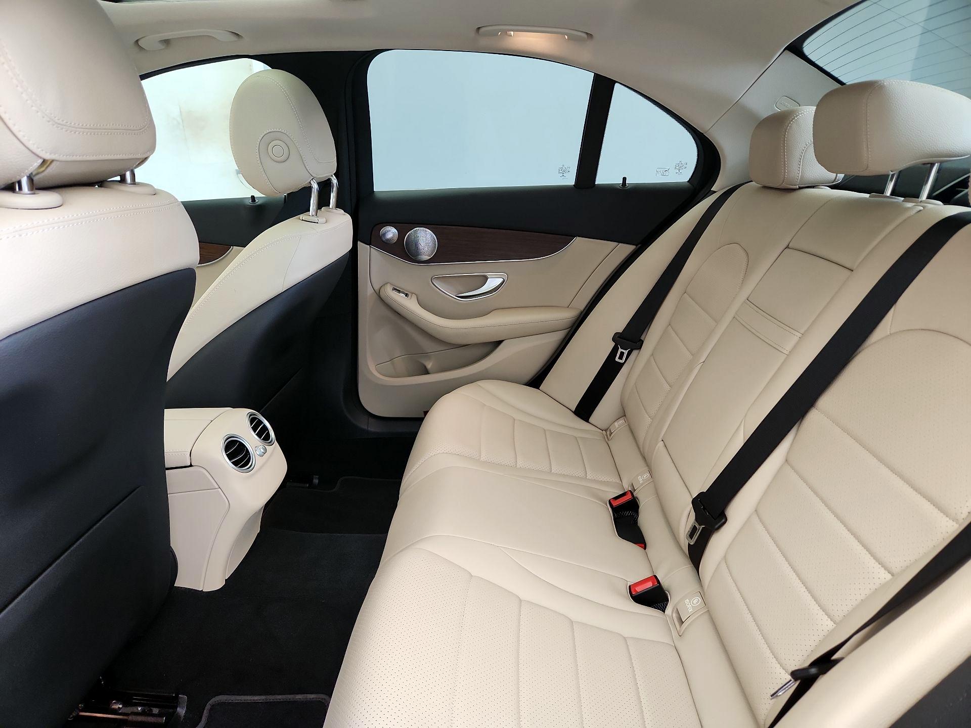 Thumbnail: 2021 Mercedes-Benz C-Class - 20